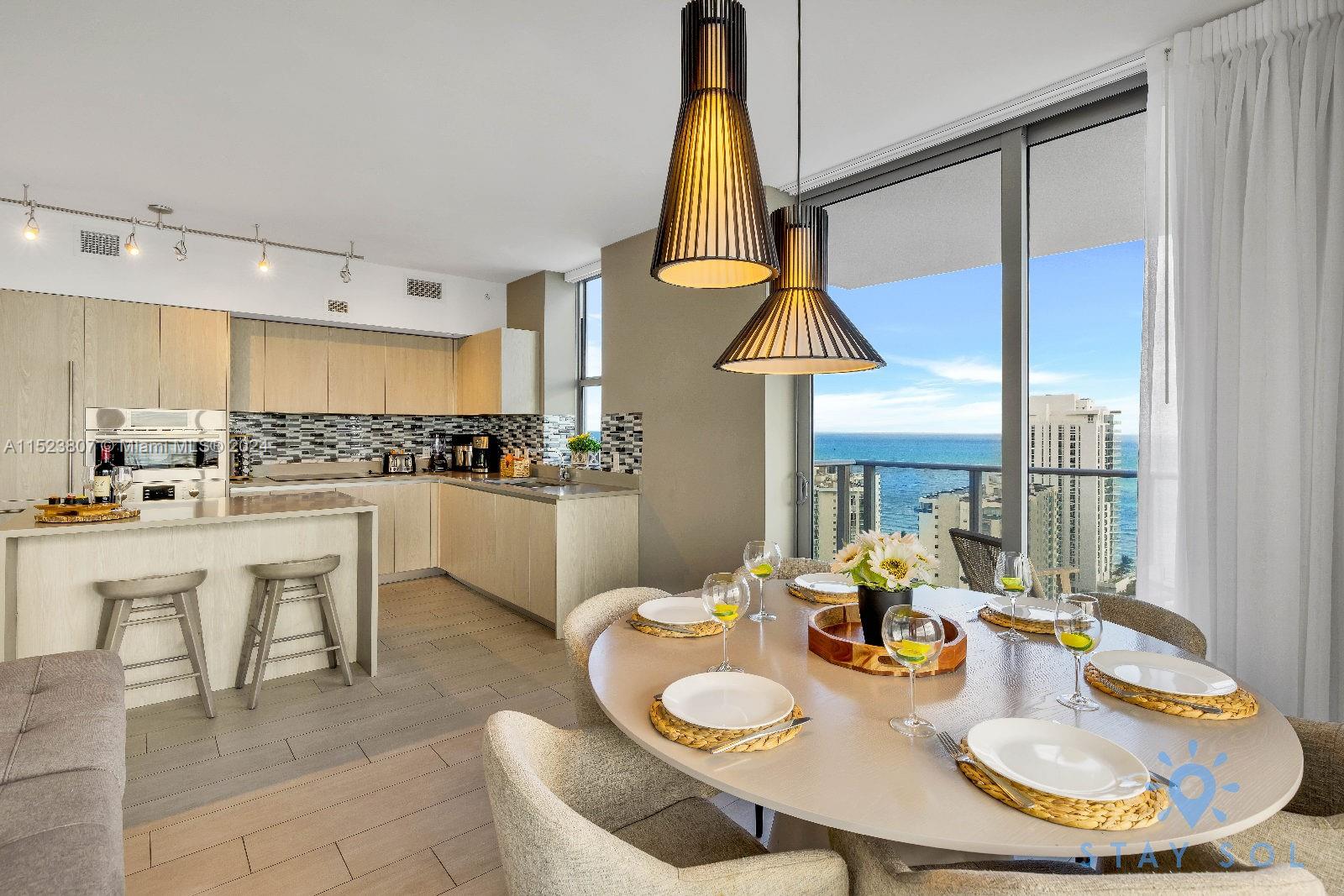 4010 S Ocean Dr R2009, Hollywood, Florida 33019, 2 Bedrooms Bedrooms, ,2 BathroomsBathrooms,Residential,For Sale,4010 S Ocean Dr R2009,A11523807