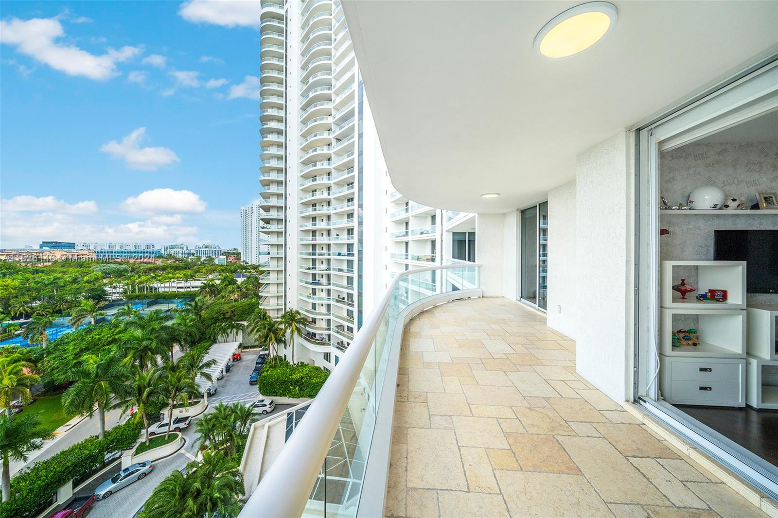 6000 Island Blvd, Aventura, FL, 33160 United States, 3 Bedrooms Bedrooms, ,3 BathroomsBathrooms,Residential,For Sale,Island Blvd,A11526146