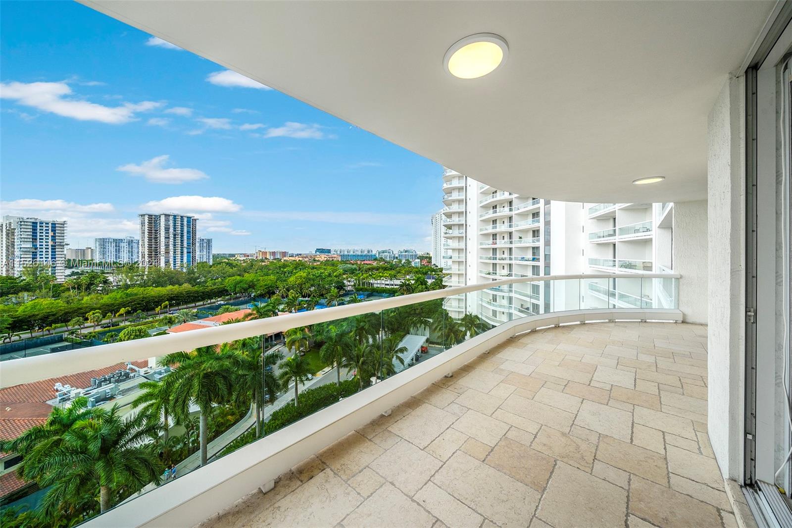 6000 Island Blvd, Aventura, FL, 33160 United States, 3 Bedrooms Bedrooms, ,3 BathroomsBathrooms,Residential,For Sale,Island Blvd,A11526146