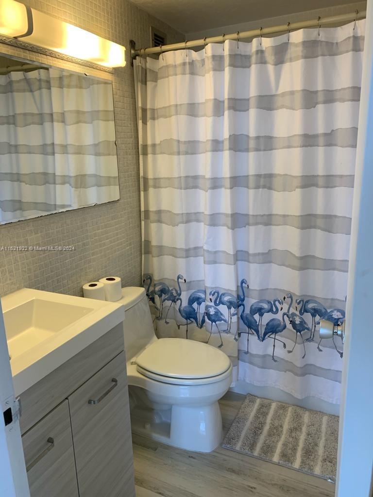 1720 Harrison 9A, Hollywood, Florida 33020, 1 Bedroom Bedrooms, ,2 BathroomsBathrooms,Residential,For Sale,1720 Harrison 9A,A11521922