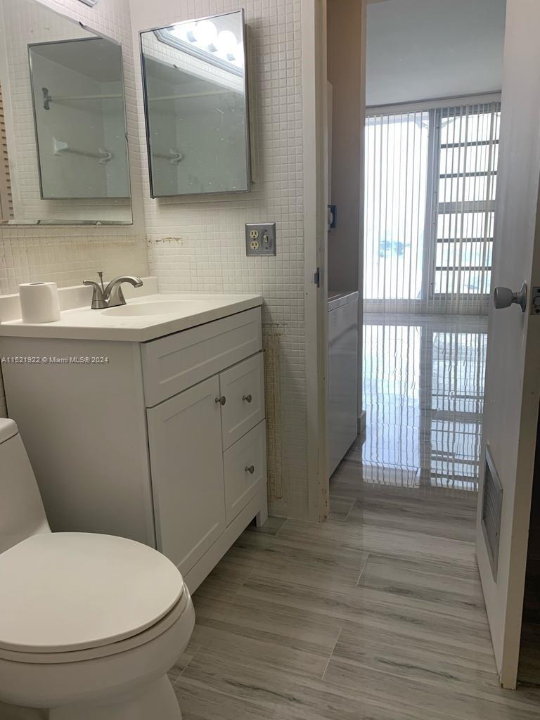 1720 Harrison 9A, Hollywood, Florida 33020, 1 Bedroom Bedrooms, ,2 BathroomsBathrooms,Residential,For Sale,1720 Harrison 9A,A11521922