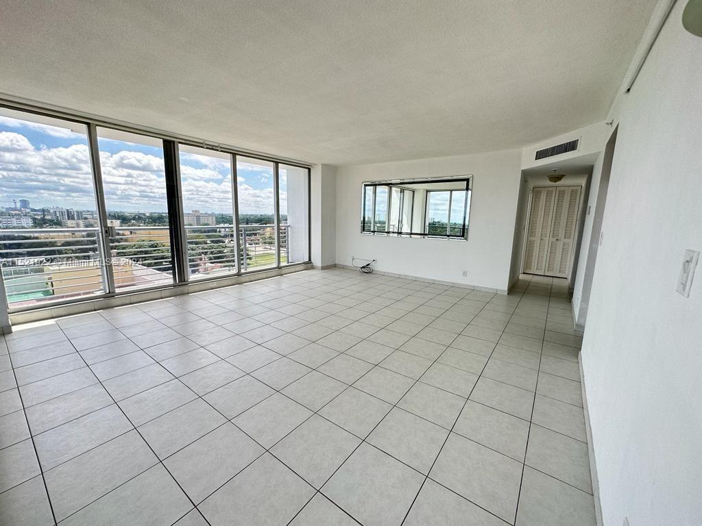 1720 Harrison 9A, Hollywood, Florida 33020, 1 Bedroom Bedrooms, ,2 BathroomsBathrooms,Residential,For Sale,1720 Harrison 9A,A11521922