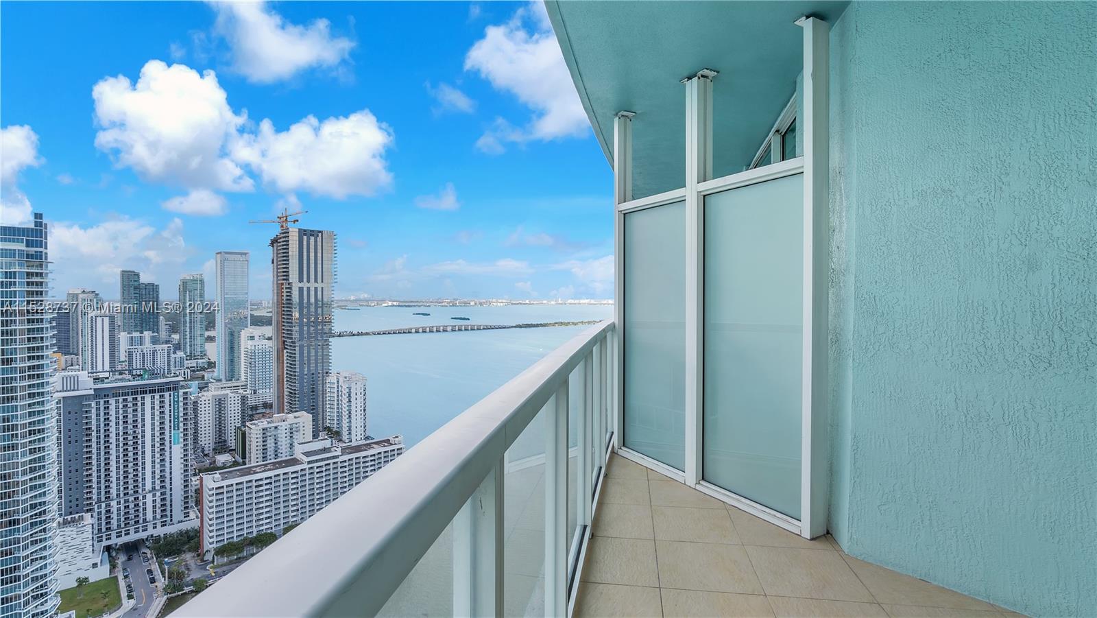 1900 N Bayshore Dr 4610, Miami, Florida 33132, 1 Bedroom Bedrooms, ,1 BathroomBathrooms,Residential,For Sale,1900 N Bayshore Dr 4610,A11528737