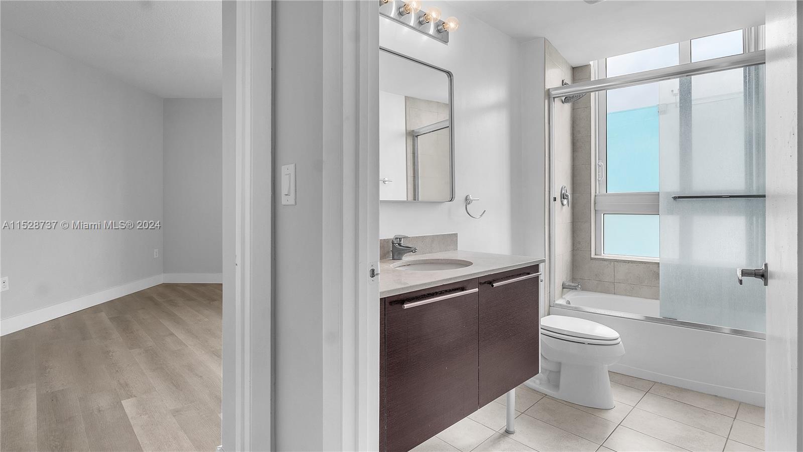 1900 N Bayshore Dr 4610, Miami, Florida 33132, 1 Bedroom Bedrooms, ,1 BathroomBathrooms,Residential,For Sale,1900 N Bayshore Dr 4610,A11528737