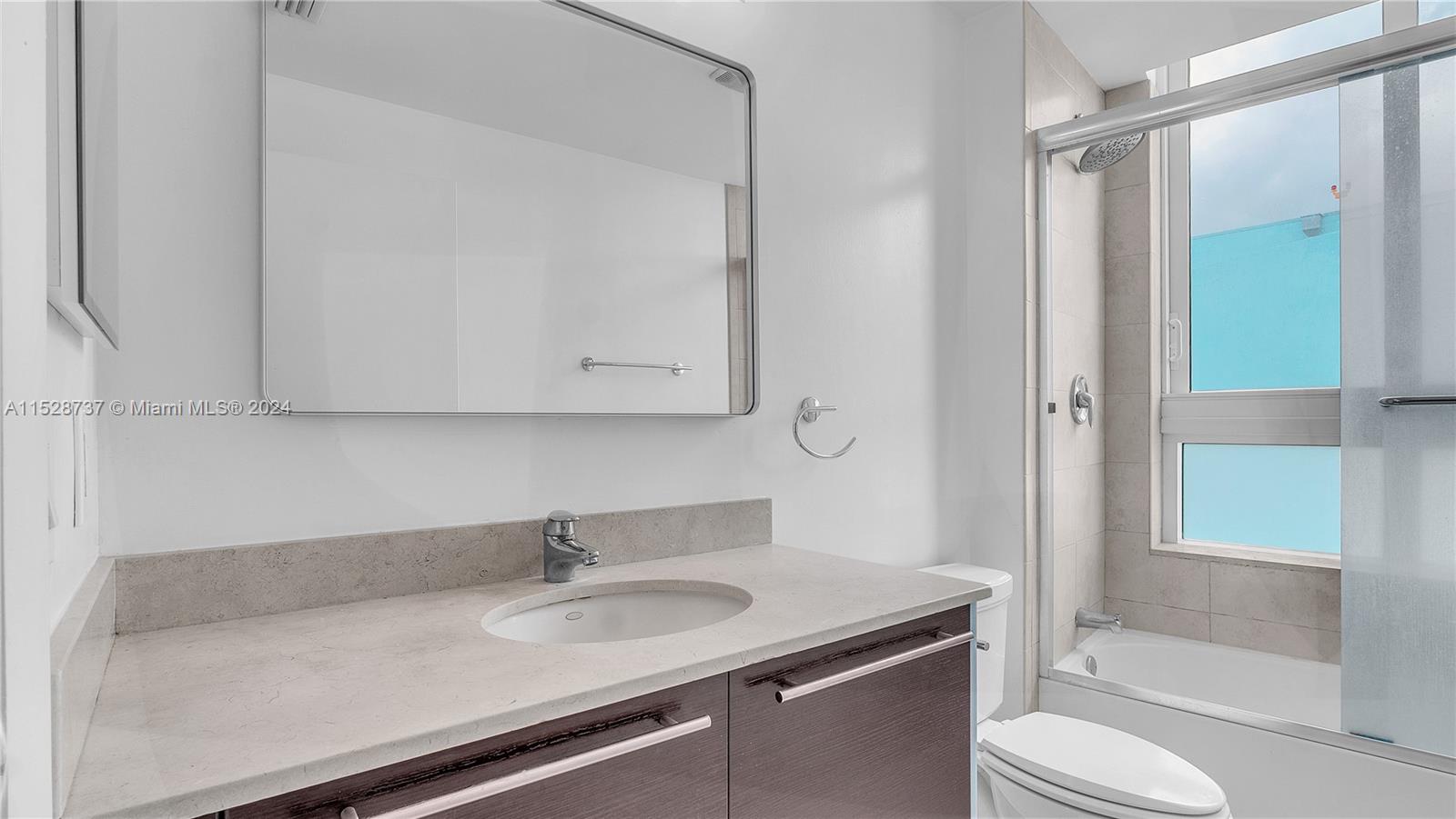 1900 N Bayshore Dr 4610, Miami, Florida 33132, 1 Bedroom Bedrooms, ,1 BathroomBathrooms,Residential,For Sale,1900 N Bayshore Dr 4610,A11528737