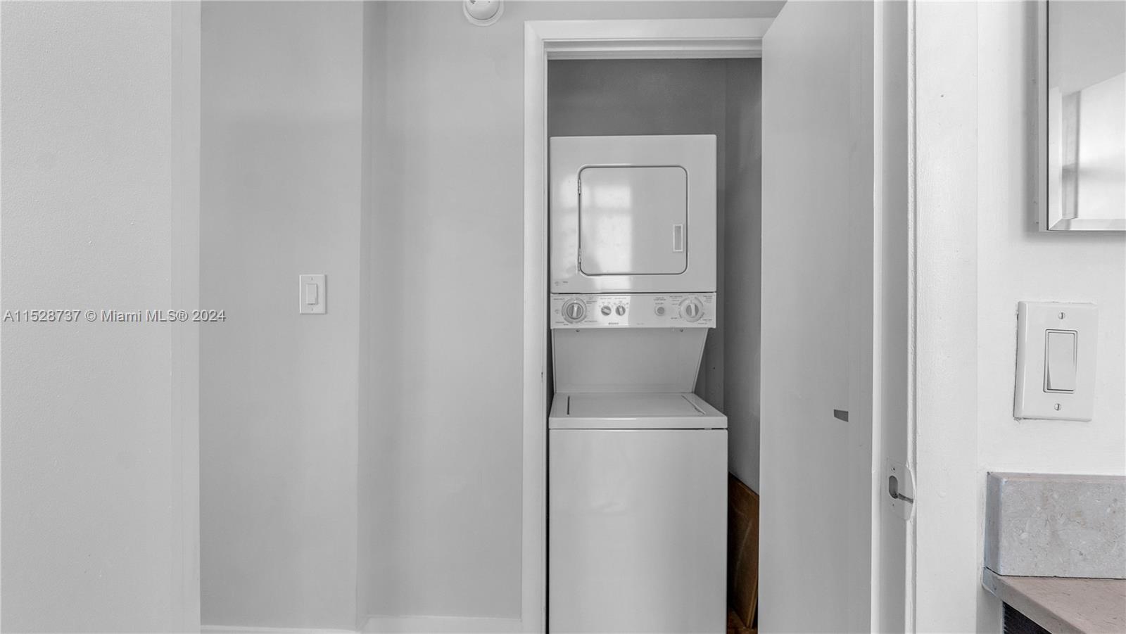 1900 N Bayshore Dr 4610, Miami, Florida 33132, 1 Bedroom Bedrooms, ,1 BathroomBathrooms,Residential,For Sale,1900 N Bayshore Dr 4610,A11528737