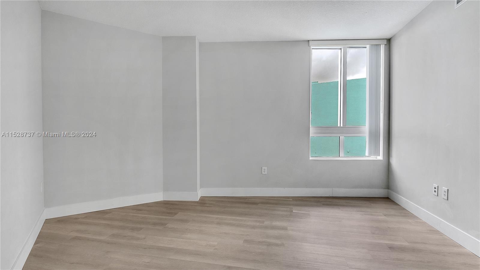 1900 N Bayshore Dr 4610, Miami, Florida 33132, 1 Bedroom Bedrooms, ,1 BathroomBathrooms,Residential,For Sale,1900 N Bayshore Dr 4610,A11528737