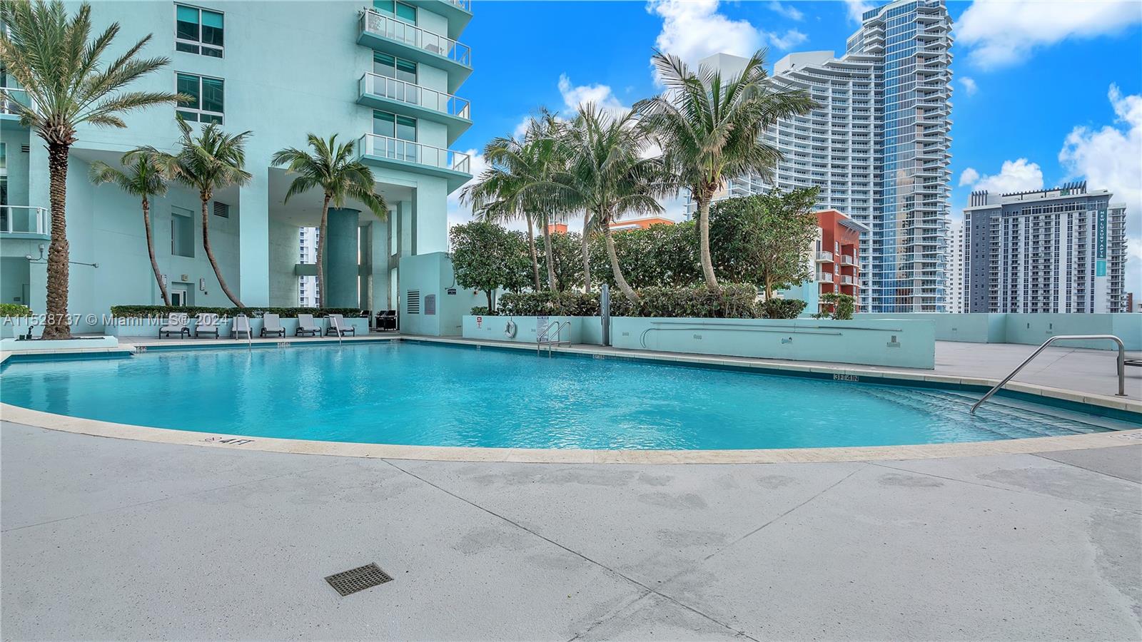 1900 N Bayshore Dr 4610, Miami, Florida 33132, 1 Bedroom Bedrooms, ,1 BathroomBathrooms,Residential,For Sale,1900 N Bayshore Dr 4610,A11528737