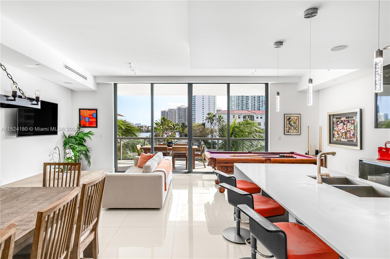 3300 188th St, Aventura, FL, 33180 United States, 3 Bedrooms Bedrooms, ,4 BathroomsBathrooms,Residential,For Sale,188th St,A11524180