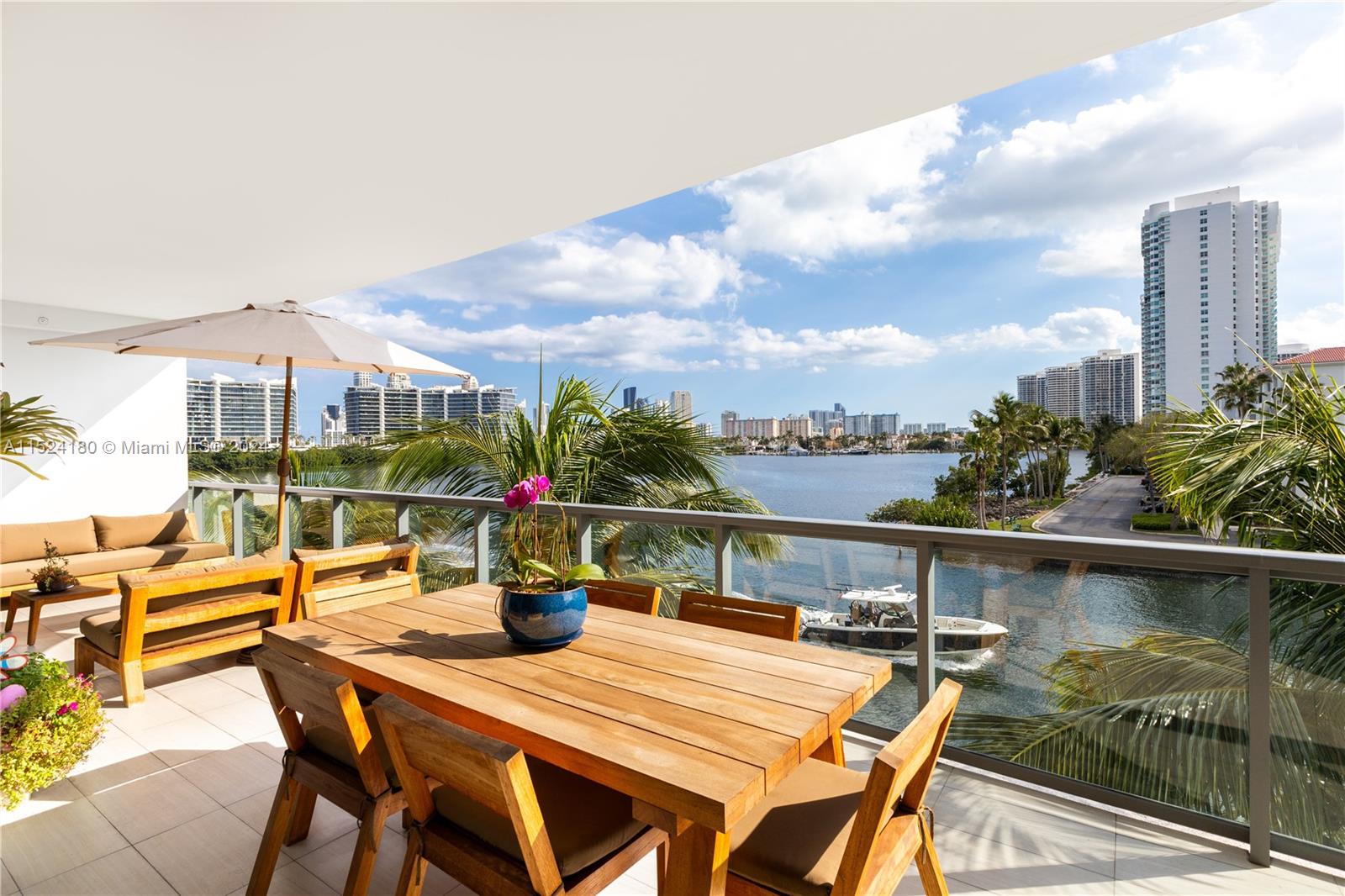 3300 188th St, Aventura, FL, 33180 United States, 3 Bedrooms Bedrooms, ,4 BathroomsBathrooms,Residential,For Sale,188th St,A11524180