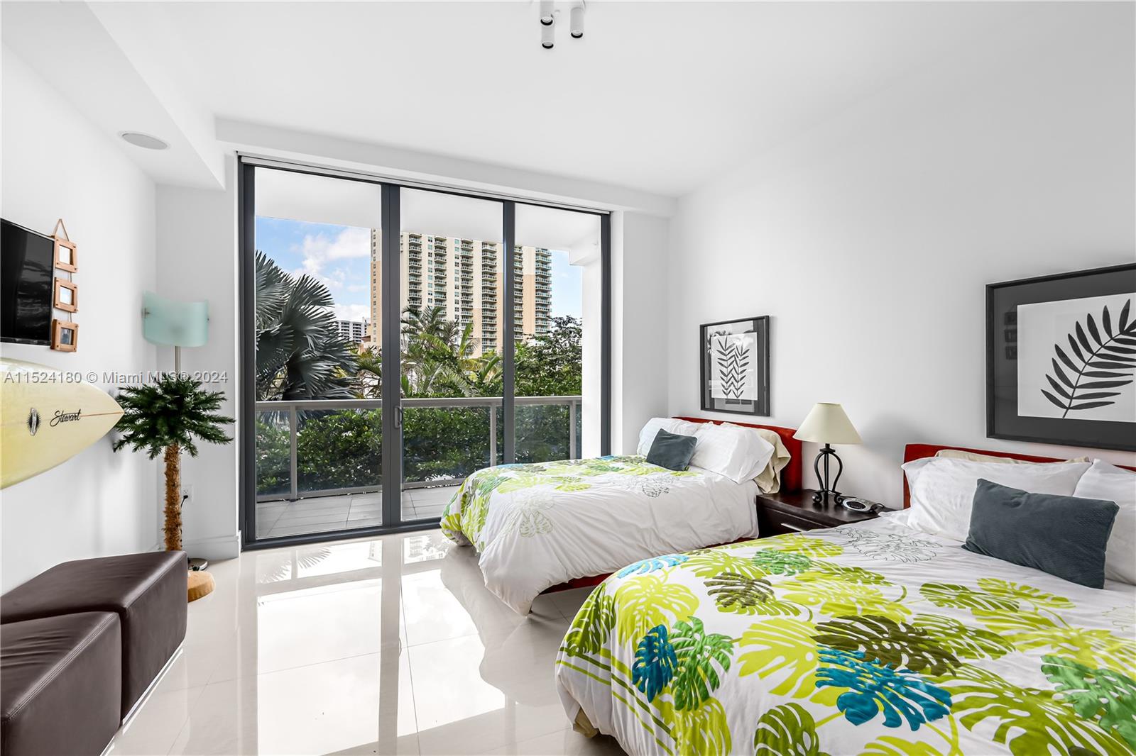 3300 188th St, Aventura, FL, 33180 United States, 3 Bedrooms Bedrooms, ,4 BathroomsBathrooms,Residential,For Sale,188th St,A11524180