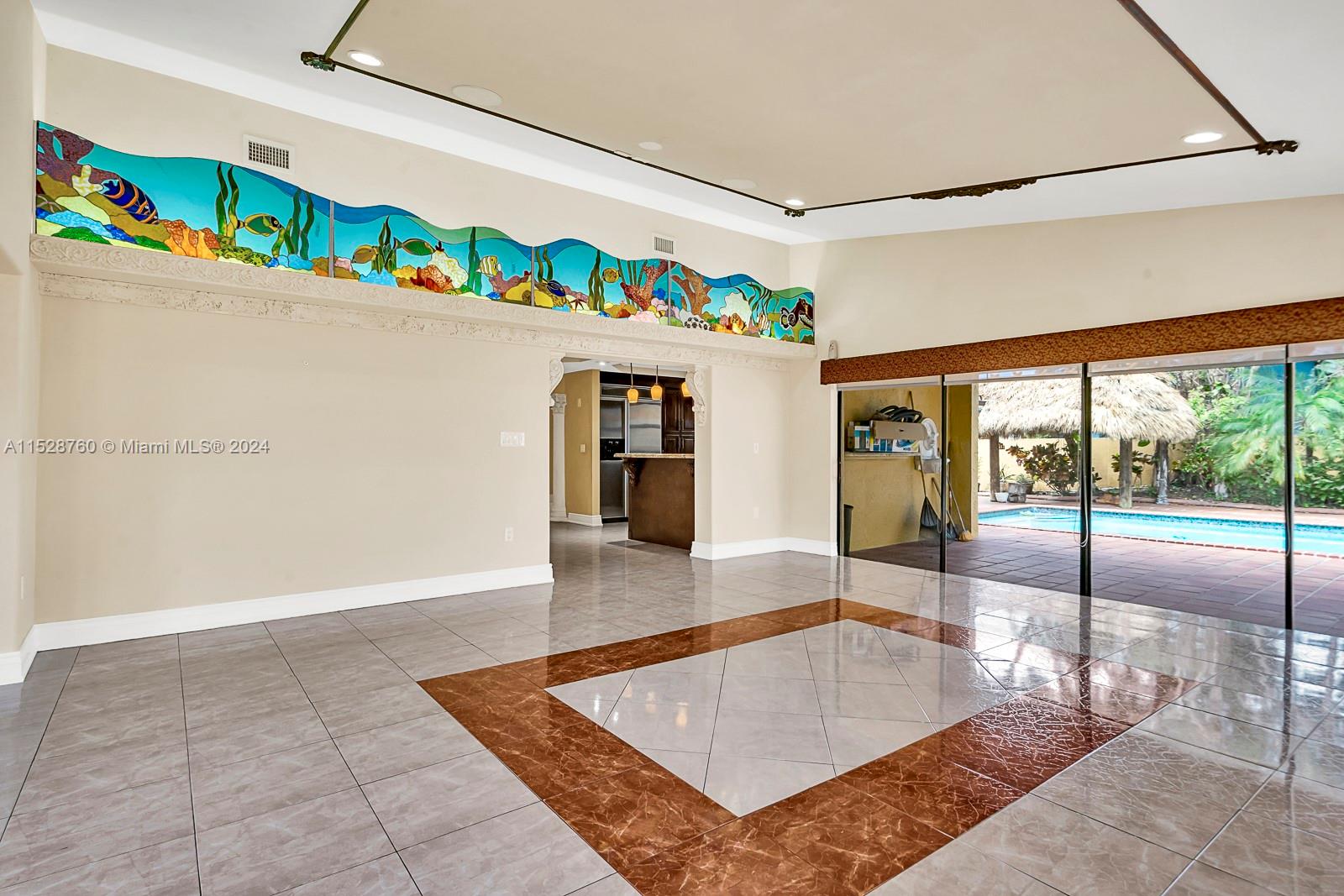 7235 N Oakmont Dr, Hialeah, Florida 33015, 5 Bedrooms Bedrooms, ,3 BathroomsBathrooms,Residential,For Sale,7235 N Oakmont Dr,A11528760