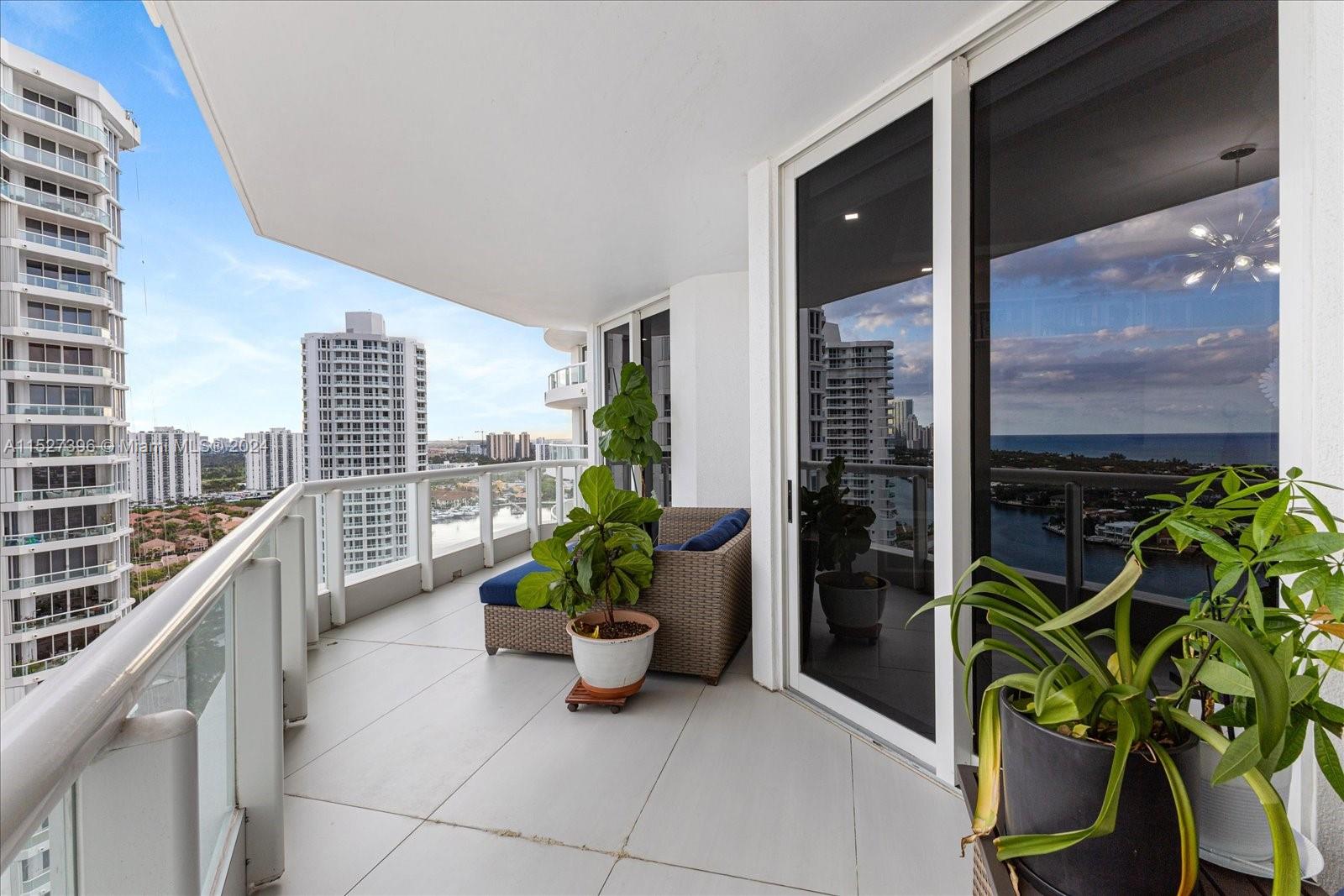 21200 Point Place 2202, Aventura, Florida 33180, 3 Bedrooms Bedrooms, ,3 BathroomsBathrooms,Residential,For Sale,21200 Point Place 2202,A11527396