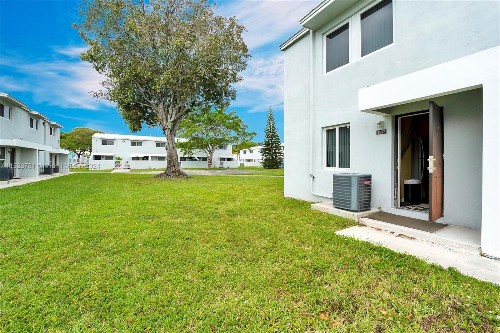 1917 NW 5th Pl 368, Miami, Florida 33136, 4 Bedrooms Bedrooms, ,1 BathroomBathrooms,Residential,For Sale,1917 NW 5th Pl 368,A11528781