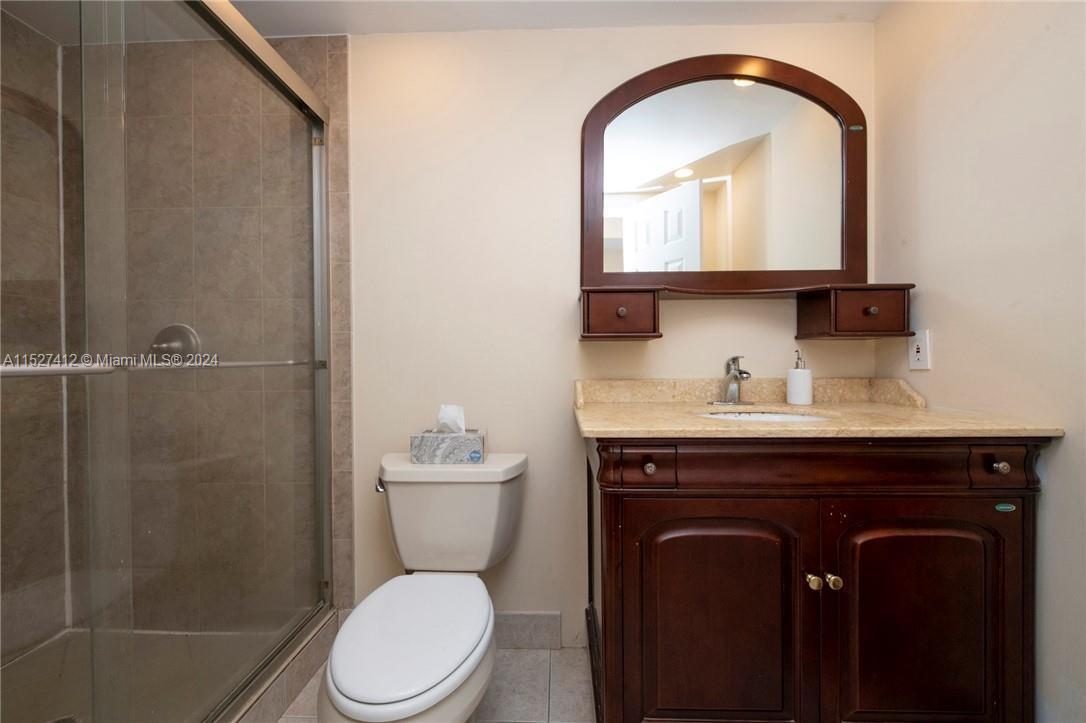 4000 N Hills Dr 35, Hollywood, Florida 33021, 1 Bedroom Bedrooms, ,1 BathroomBathrooms,Residentiallease,For Rent,4000 N Hills Dr 35,A11527412