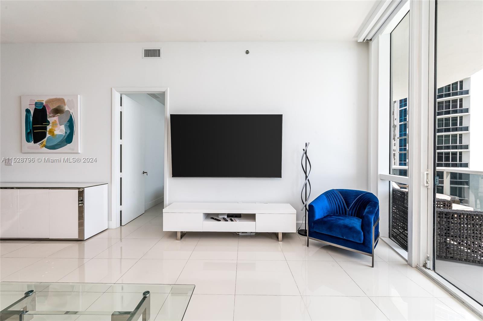 15901 Collins Ave 3403, Sunny Isles Beach, Florida 33160, 3 Bedrooms Bedrooms, ,3 BathroomsBathrooms,Residentiallease,For Rent,15901 Collins Ave 3403,A11528796