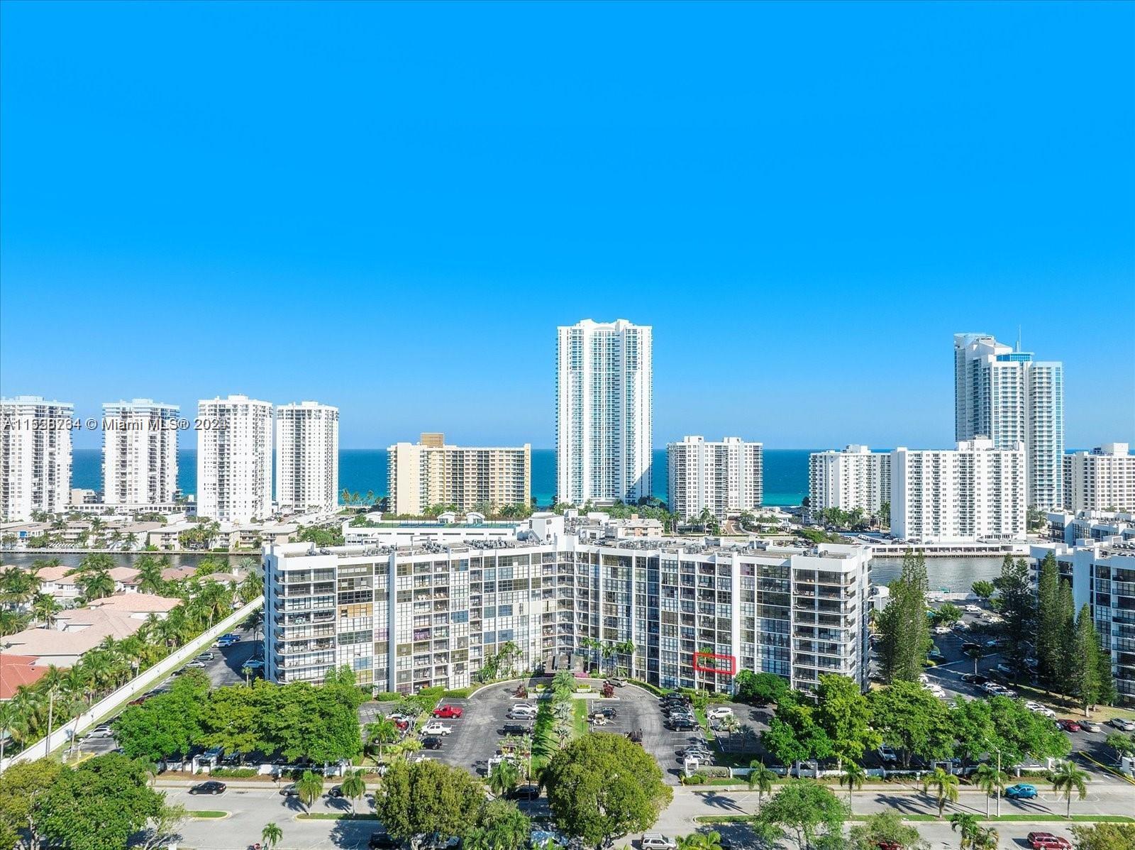1000 Parkview Dr 329, Hallandale Beach, Florida 33009, 2 Bedrooms Bedrooms, ,2 BathroomsBathrooms,Residentiallease,For Rent,1000 Parkview Dr 329,A11528764