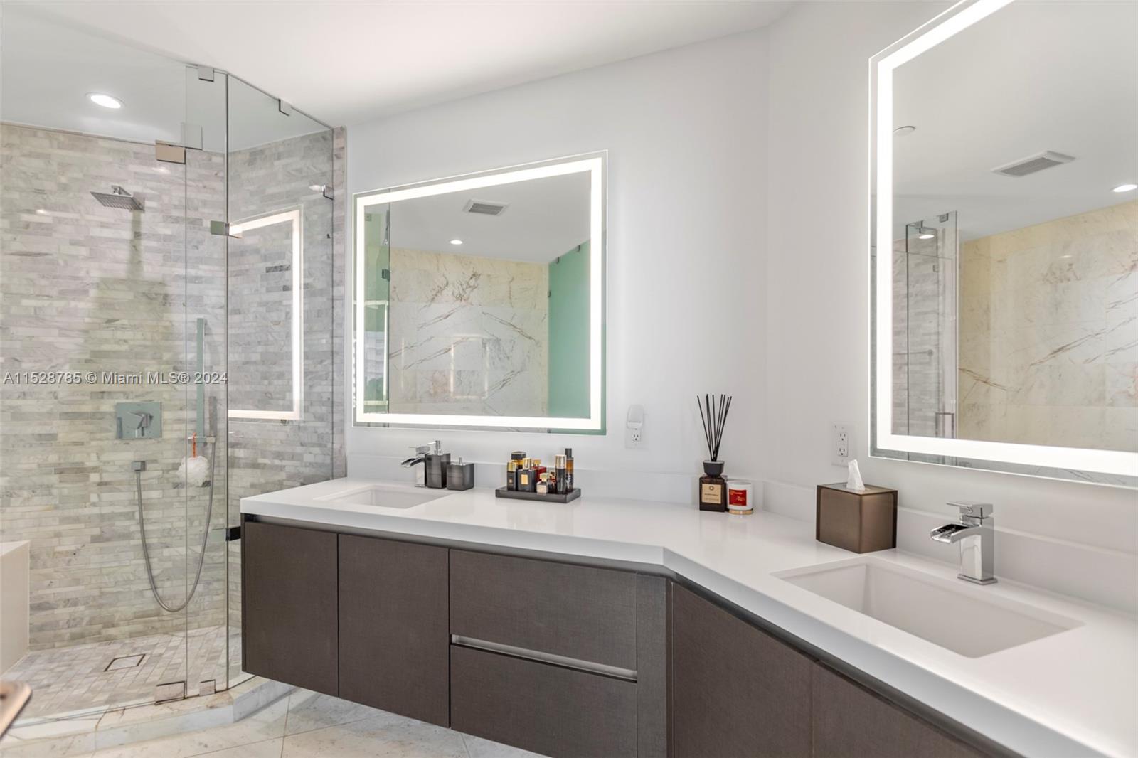 851 NE 1st Ave 3707, Miami, Florida 33132, 2 Bedrooms Bedrooms, ,3 BathroomsBathrooms,Residential,For Sale,851 NE 1st Ave 3707,A11528785