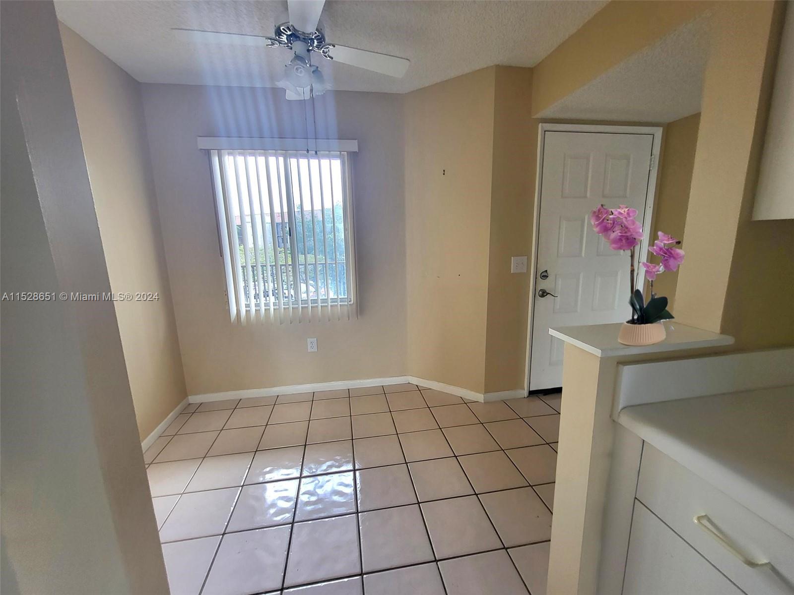 13705 SW 12th St 304B, Pembroke Pines, FL 33027, 2 Bedrooms Bedrooms, ,2 BathroomsBathrooms,Residential,For Sale,12th St,A11528651