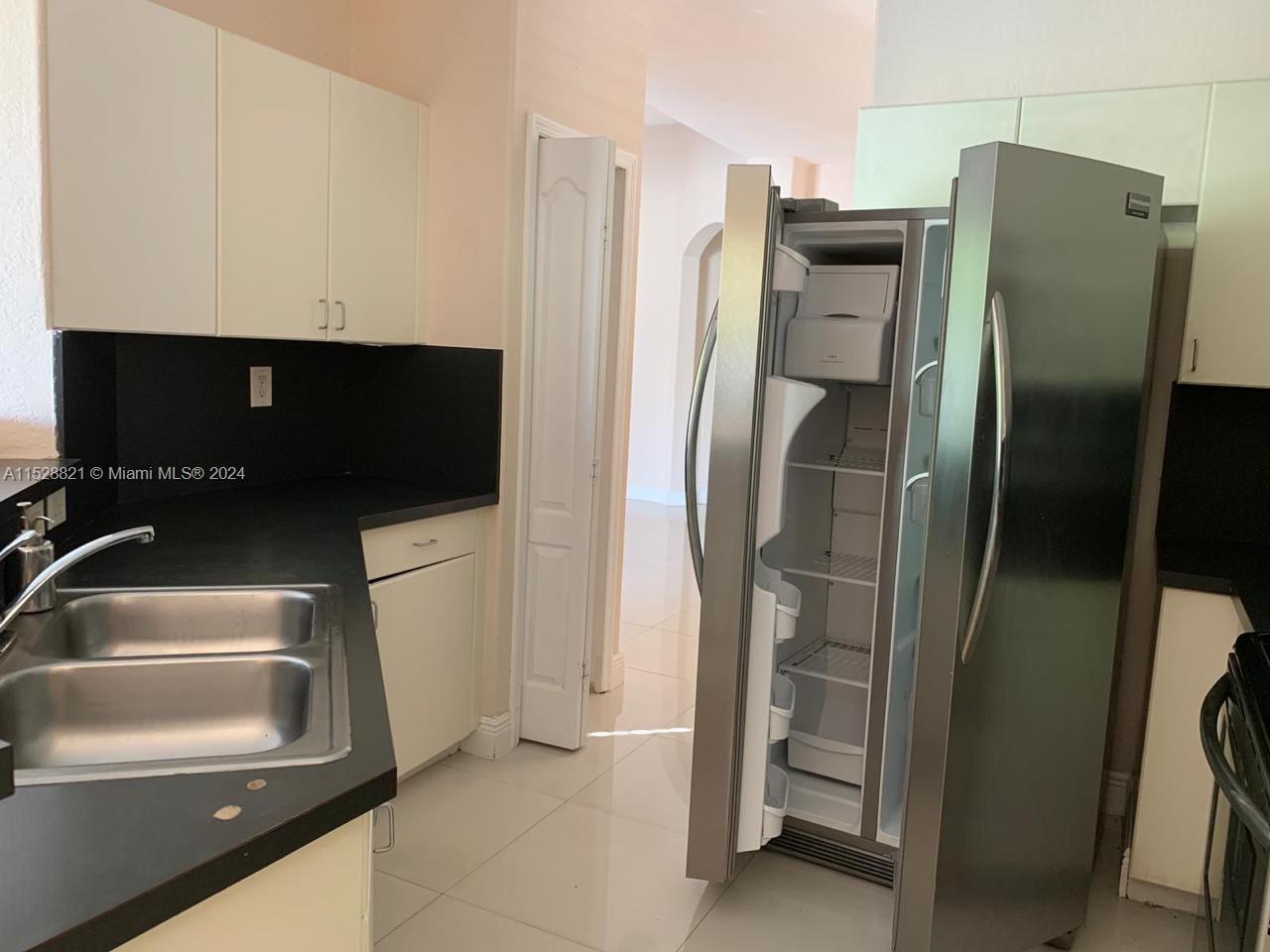 15555 SW 23rd Ln 0, Miami, Florida 33185, 3 Bedrooms Bedrooms, ,2 BathroomsBathrooms,Residentiallease,For Rent,15555 SW 23rd Ln 0,A11528821