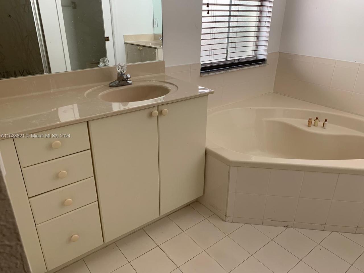 15555 SW 23rd Ln 0, Miami, Florida 33185, 3 Bedrooms Bedrooms, ,2 BathroomsBathrooms,Residentiallease,For Rent,15555 SW 23rd Ln 0,A11528821