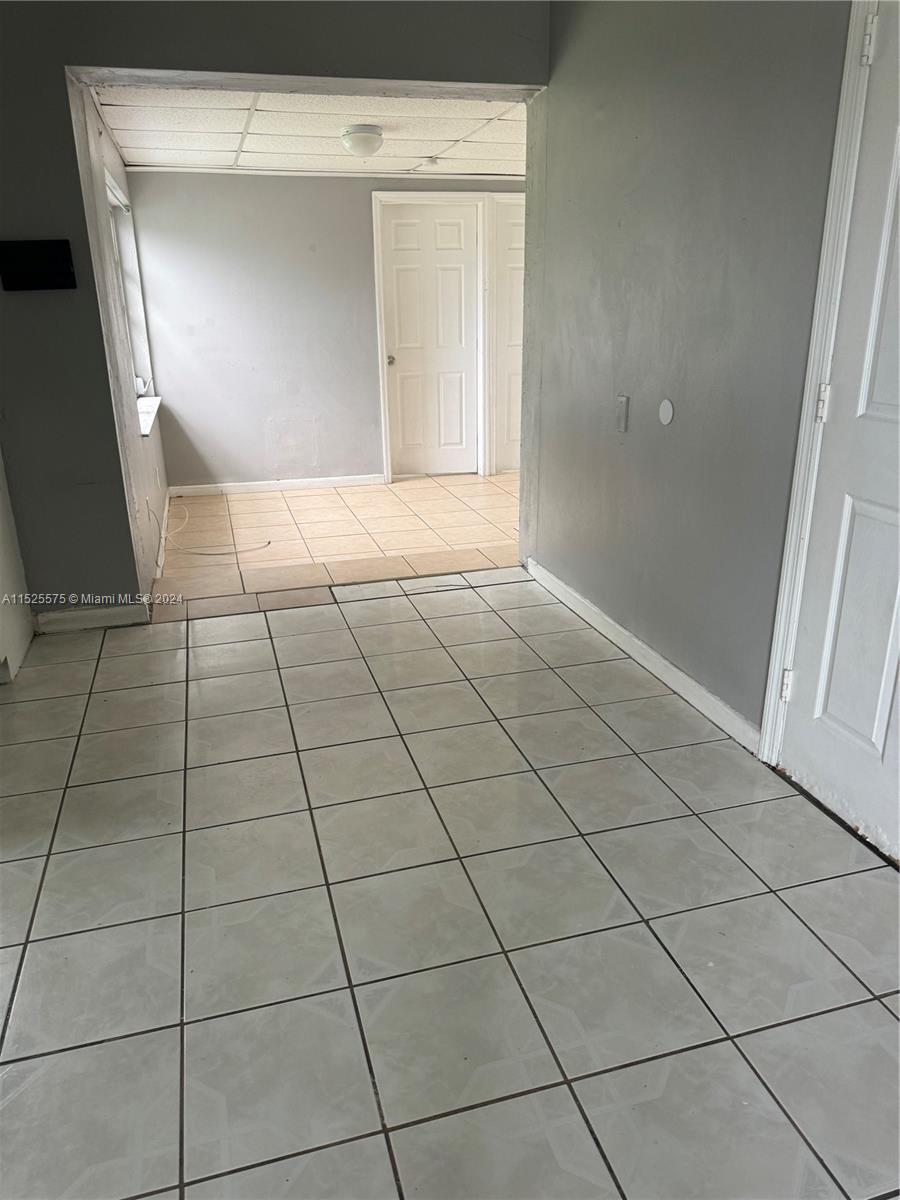 1209 NW 19th Ave, Fort Lauderdale, FL 33311, 5 Bedrooms Bedrooms, ,2 BathroomsBathrooms,Residential,For Sale,19th Ave,A11525575