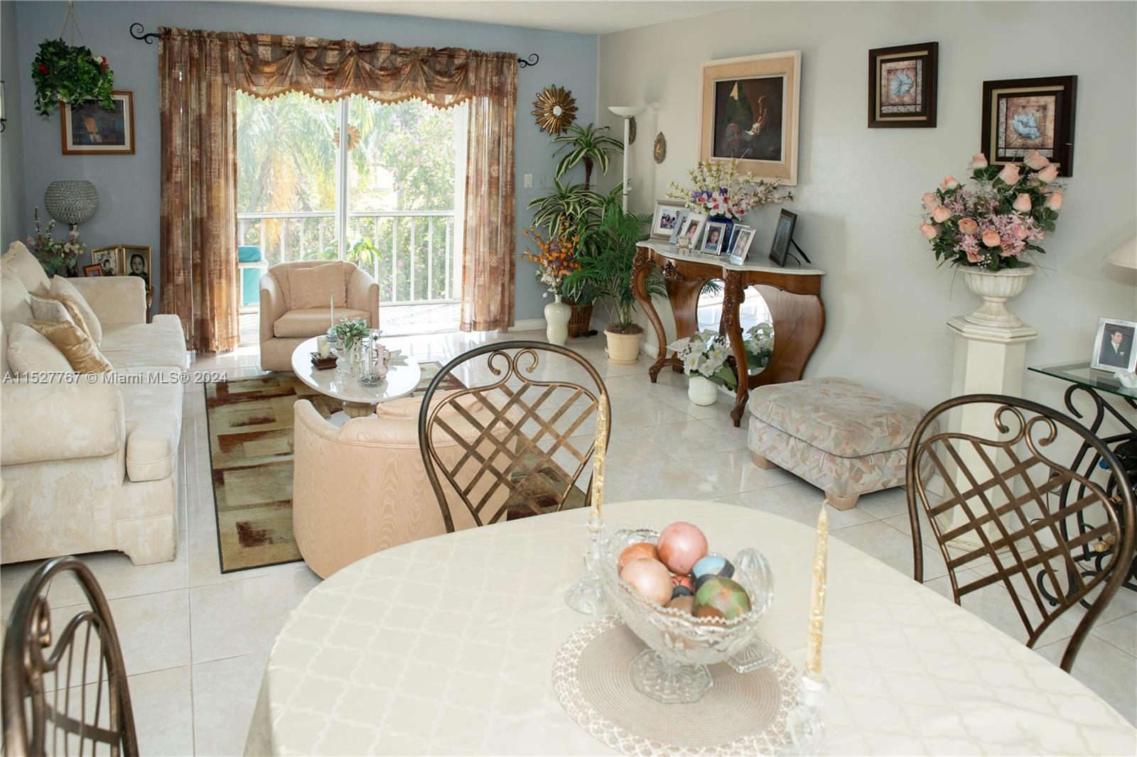 4800 Hillcrest Ln 307, Hollywood, Florida 33021, 2 Bedrooms Bedrooms, ,2 BathroomsBathrooms,Residential,For Sale,4800 Hillcrest Ln 307,A11527767