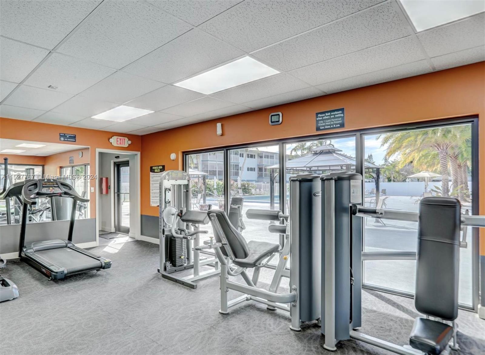 4800 Hillcrest Ln 307, Hollywood, Florida 33021, 2 Bedrooms Bedrooms, ,2 BathroomsBathrooms,Residential,For Sale,4800 Hillcrest Ln 307,A11527767