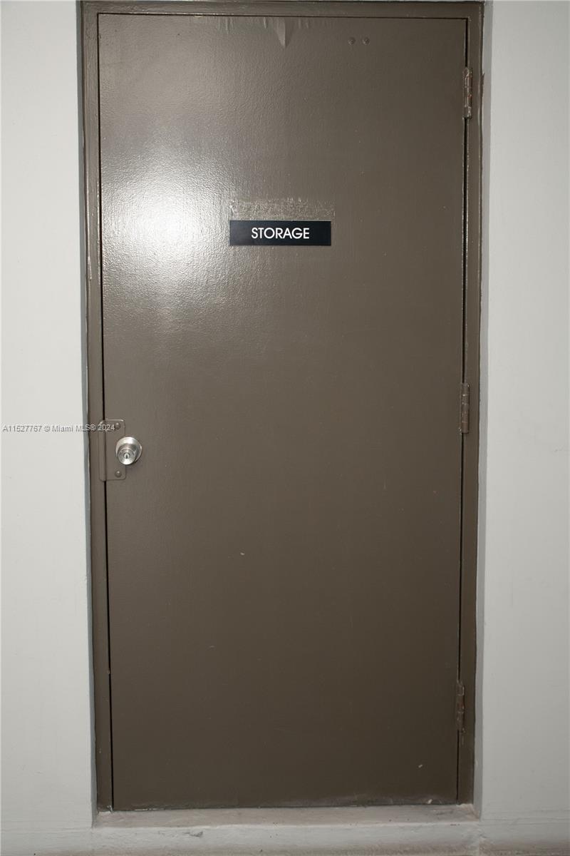 4800 Hillcrest Ln 307, Hollywood, Florida 33021, 2 Bedrooms Bedrooms, ,2 BathroomsBathrooms,Residential,For Sale,4800 Hillcrest Ln 307,A11527767