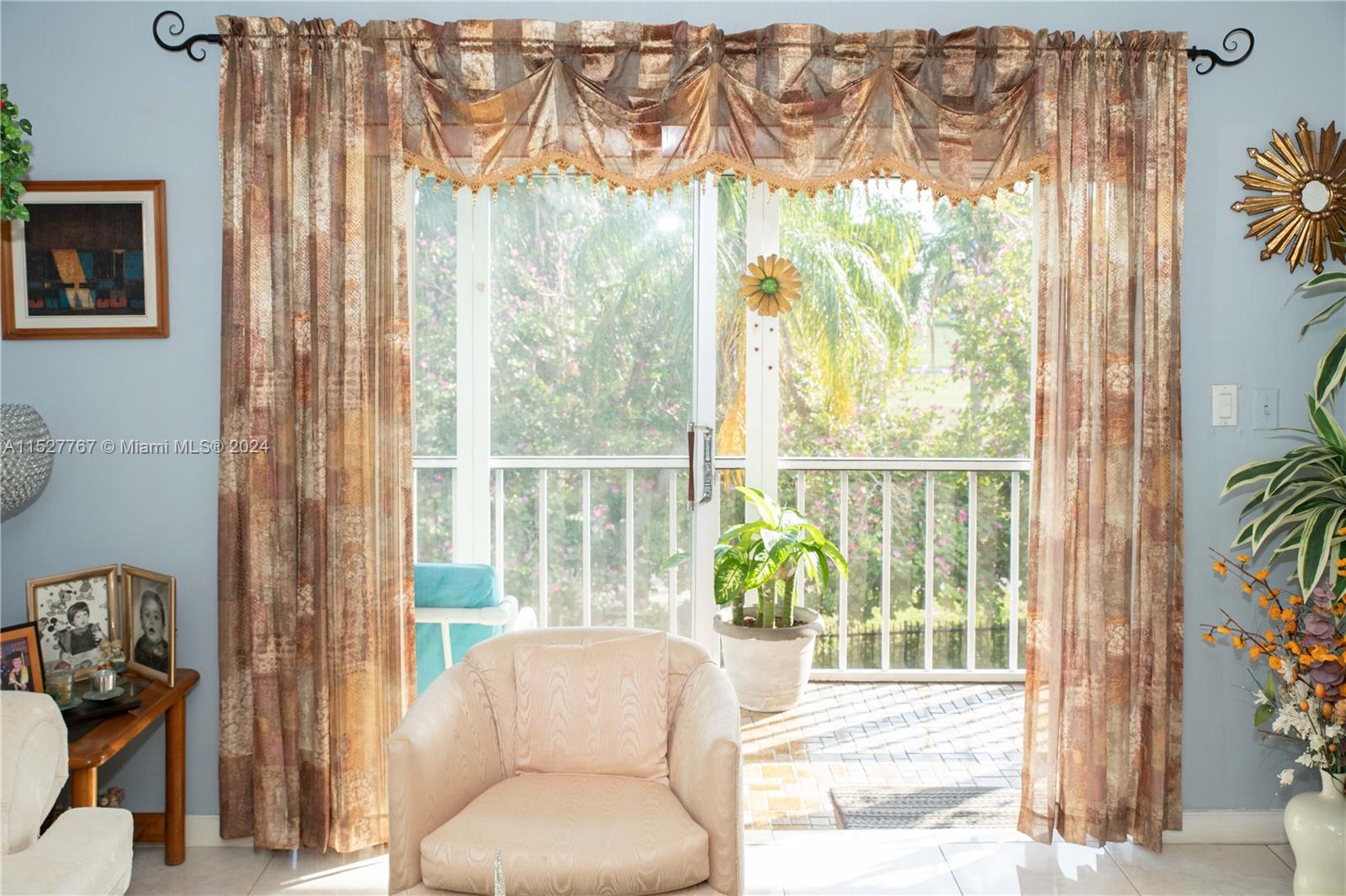 4800 Hillcrest Ln 307, Hollywood, Florida 33021, 2 Bedrooms Bedrooms, ,2 BathroomsBathrooms,Residential,For Sale,4800 Hillcrest Ln 307,A11527767