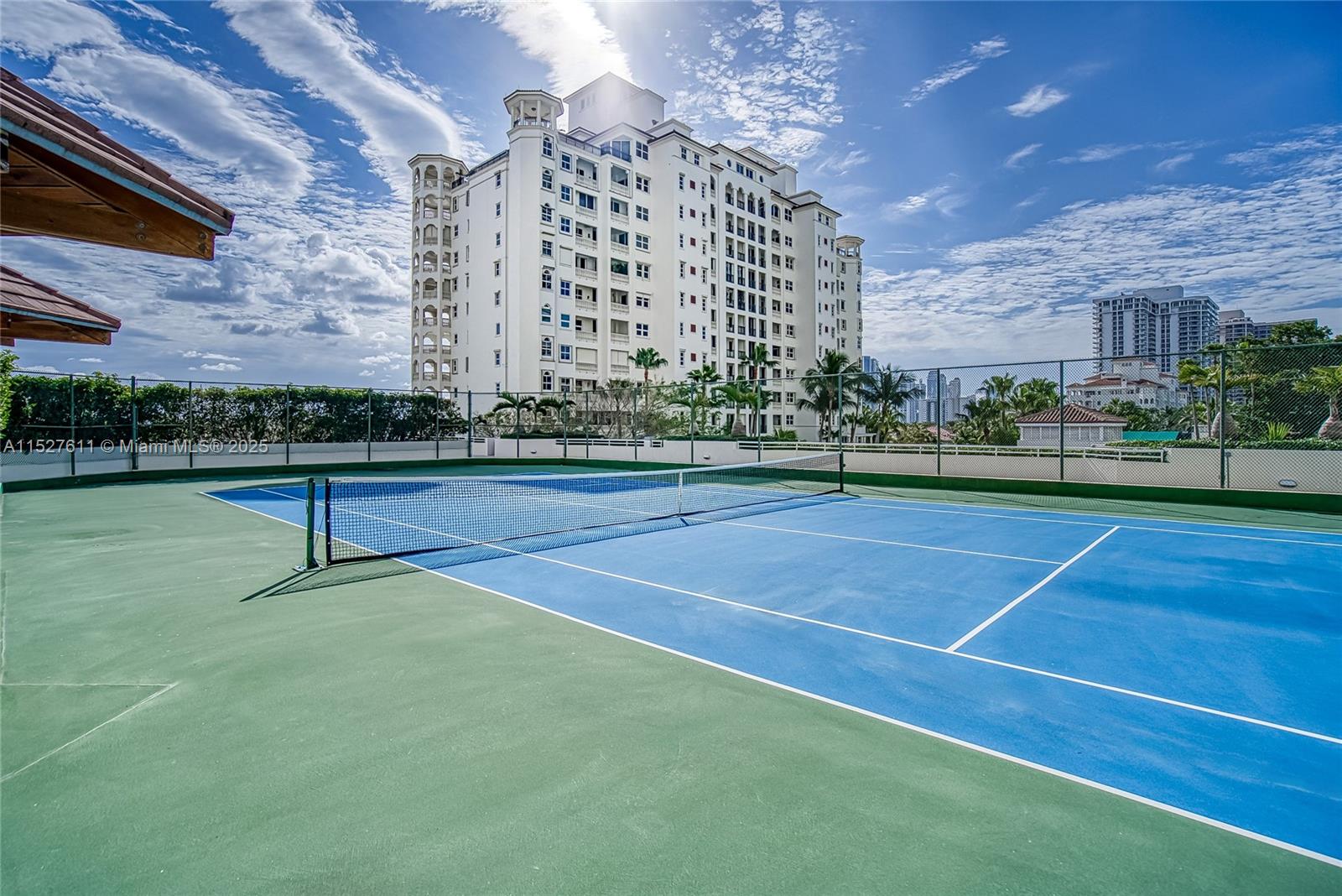 20185 E Country Club Dr 202/203, Aventura, Florida 33180, 3 Bedrooms Bedrooms, ,2 BathroomsBathrooms,Residential,For Sale,20185 E Country Club Dr 202/203,A11527611
