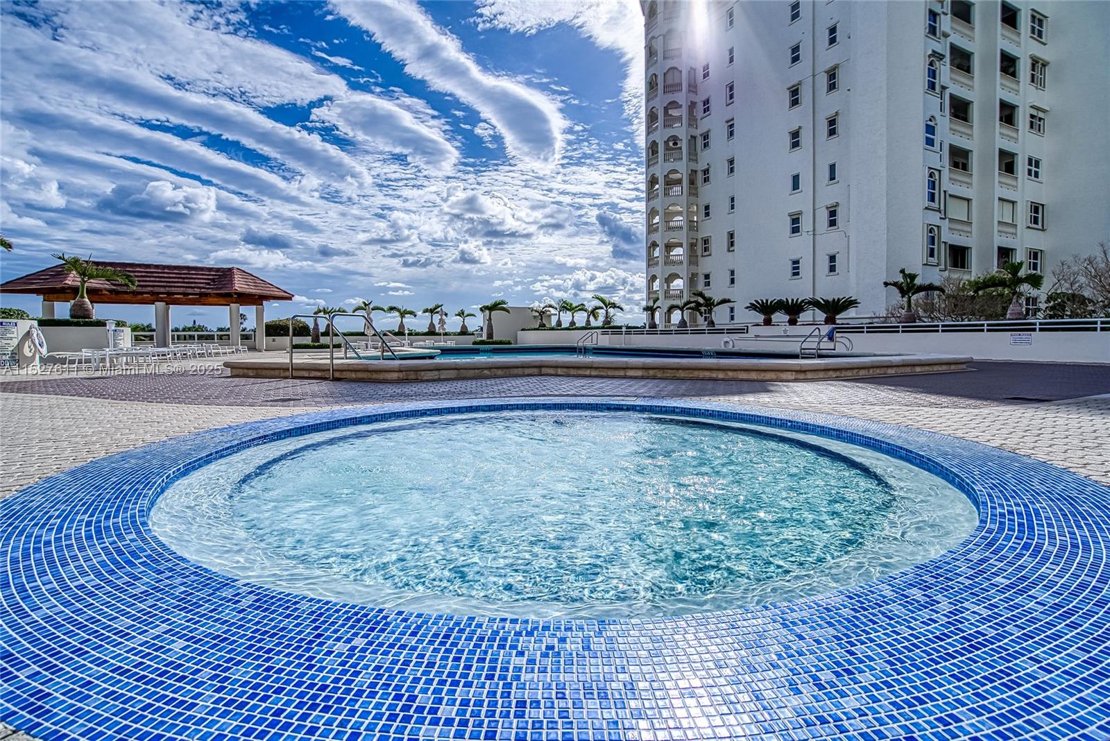 20185 E Country Club Dr 202/203, Aventura, Florida 33180, 3 Bedrooms Bedrooms, ,2 BathroomsBathrooms,Residential,For Sale,20185 E Country Club Dr 202/203,A11527611