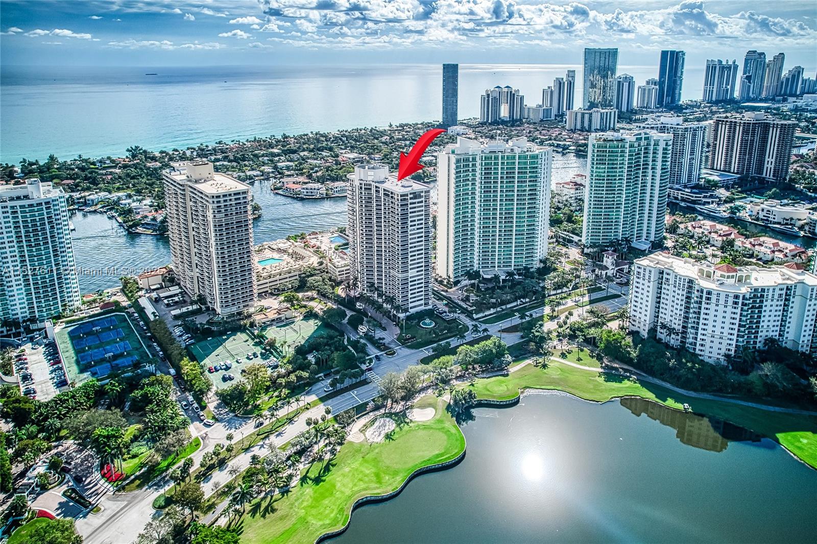 20185 E Country Club Dr 202/203, Aventura, Florida 33180, 3 Bedrooms Bedrooms, ,2 BathroomsBathrooms,Residential,For Sale,20185 E Country Club Dr 202/203,A11527611