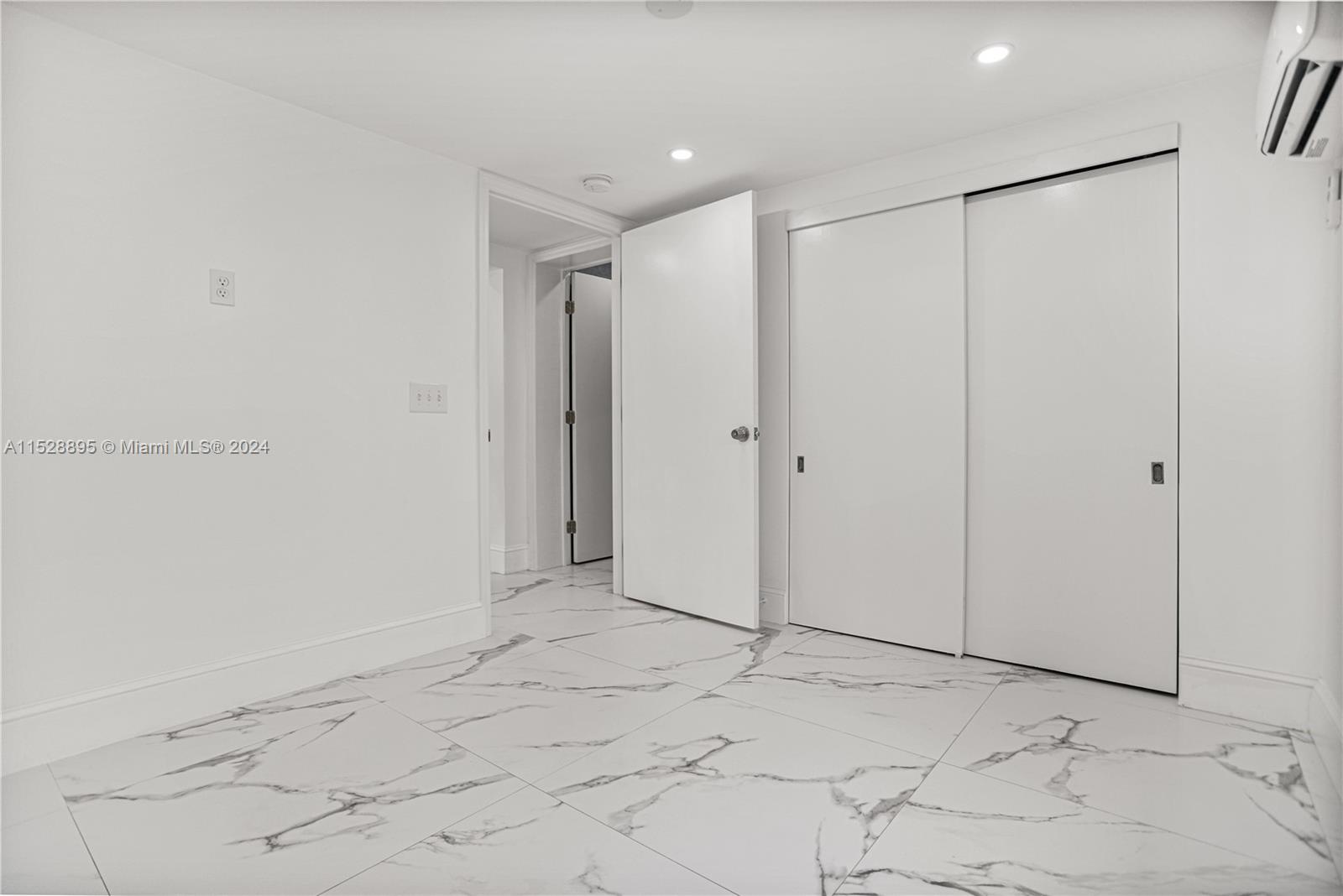 1436 Funston St, Hollywood, Florida 33020, 4 Bedrooms Bedrooms, ,4 BathroomsBathrooms,Residential,For Sale,1436 Funston St,A11528895