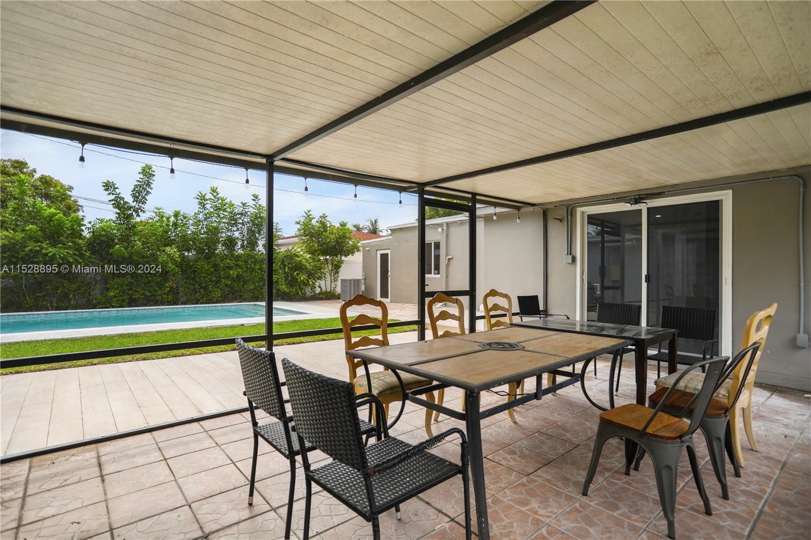 1436 Funston St, Hollywood, Florida 33020, 4 Bedrooms Bedrooms, ,4 BathroomsBathrooms,Residential,For Sale,1436 Funston St,A11528895