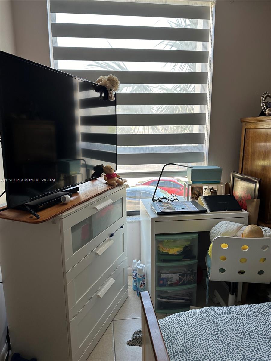 6701 N University Dr 202, Tamarac, Florida 33321, 2 Bedrooms Bedrooms, ,2 BathroomsBathrooms,Residential,For Sale,6701 N University Dr 202,A11528101