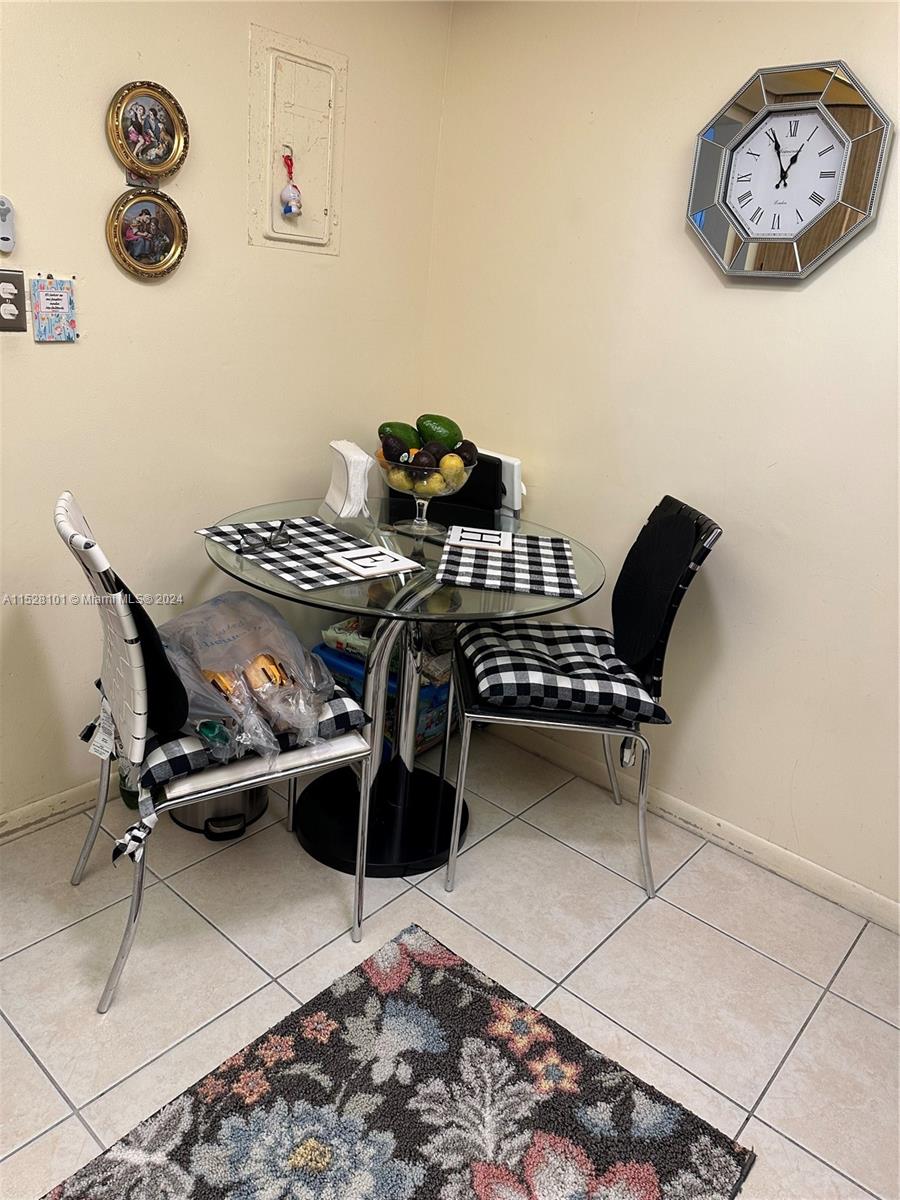 6701 N University Dr 202, Tamarac, Florida 33321, 2 Bedrooms Bedrooms, ,2 BathroomsBathrooms,Residential,For Sale,6701 N University Dr 202,A11528101