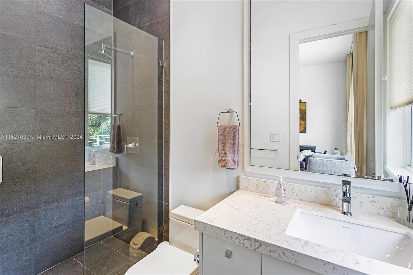 731 Escobar Ave, Coral Gables, Florida 33134, 5 Bedrooms Bedrooms, ,5 BathroomsBathrooms,Residential,For Sale,731 Escobar Ave,A11527039