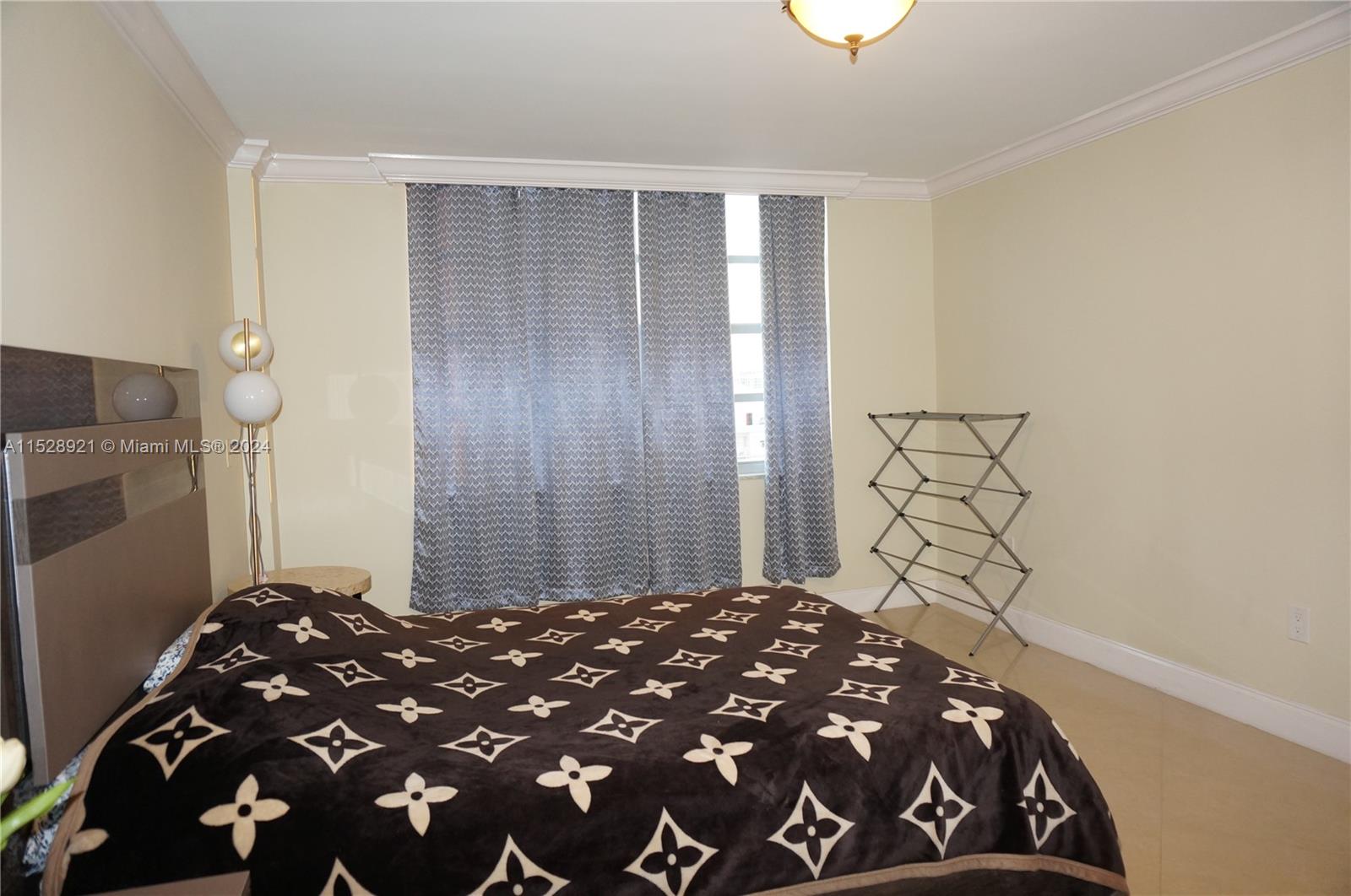 2750 183rd St, Aventura, FL, 33160 United States, 2 Bedrooms Bedrooms, ,2 BathroomsBathrooms,Residential,For Sale,183rd St,A11528921