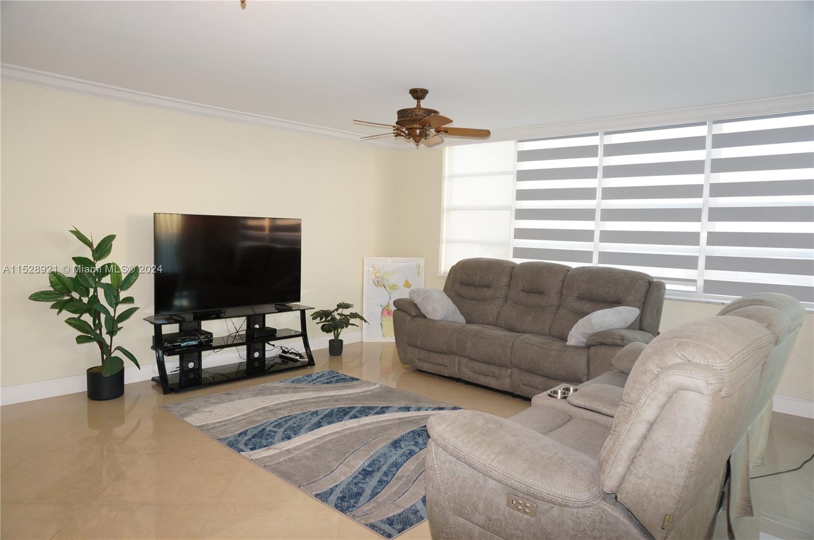 2750 183rd St, Aventura, FL, 33160 United States, 2 Bedrooms Bedrooms, ,2 BathroomsBathrooms,Residential,For Sale,183rd St,A11528921