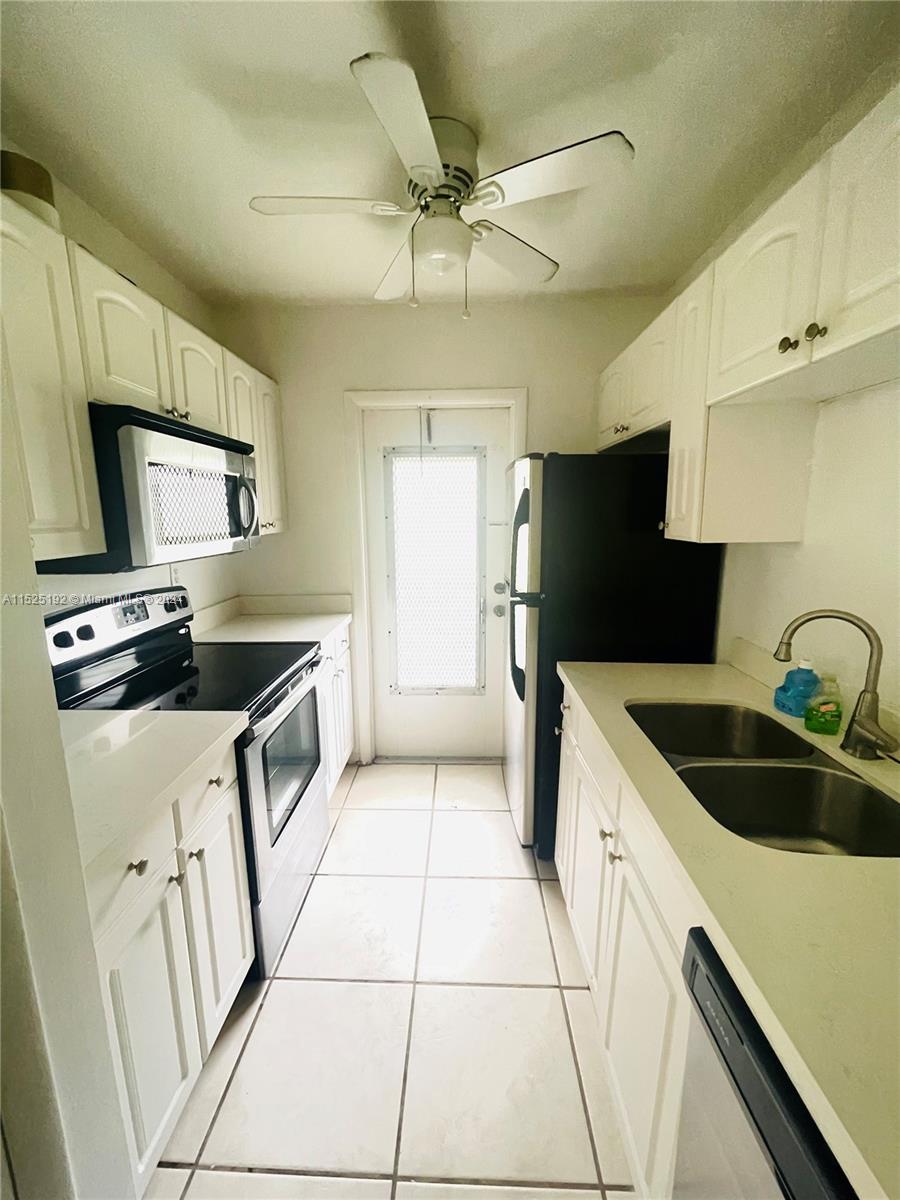 1420 Atlantic Shores Blvd 130, Hallandale Beach, Florida 33009, 1 Bedroom Bedrooms, ,1 BathroomBathrooms,Residential,For Sale,1420 Atlantic Shores Blvd 130,A11525192