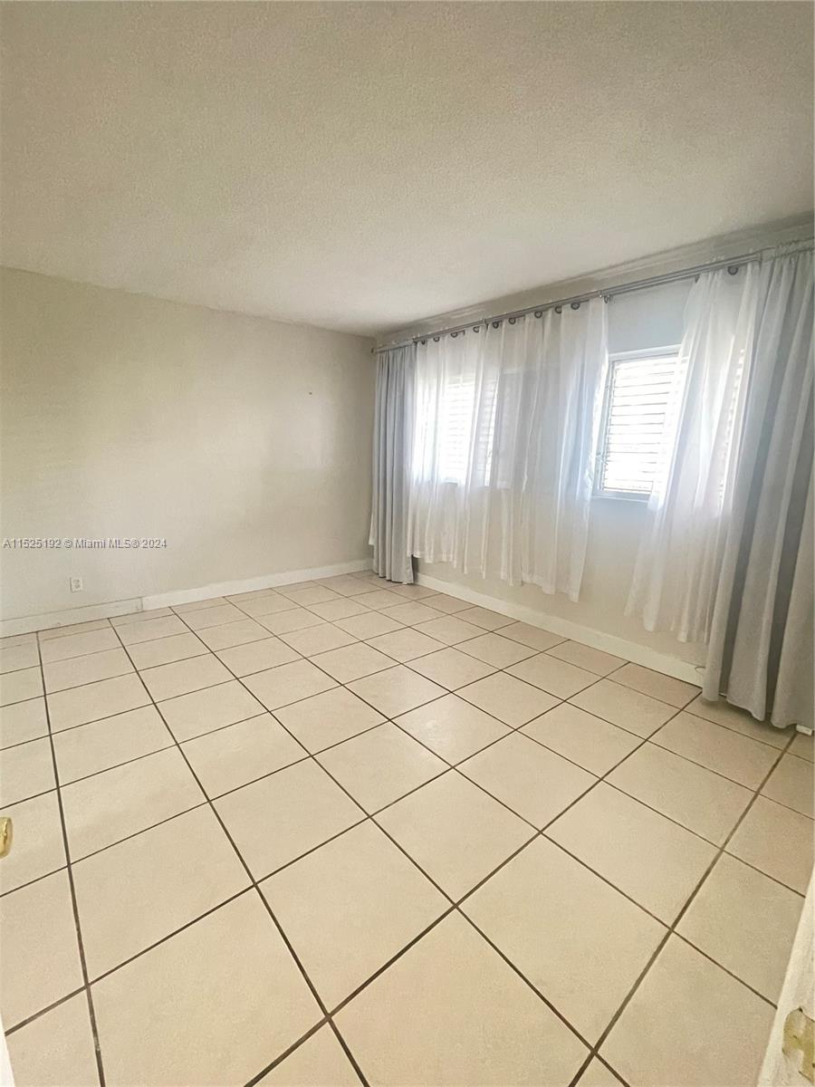 1420 Atlantic Shores Blvd 130, Hallandale Beach, Florida 33009, 1 Bedroom Bedrooms, ,1 BathroomBathrooms,Residential,For Sale,1420 Atlantic Shores Blvd 130,A11525192