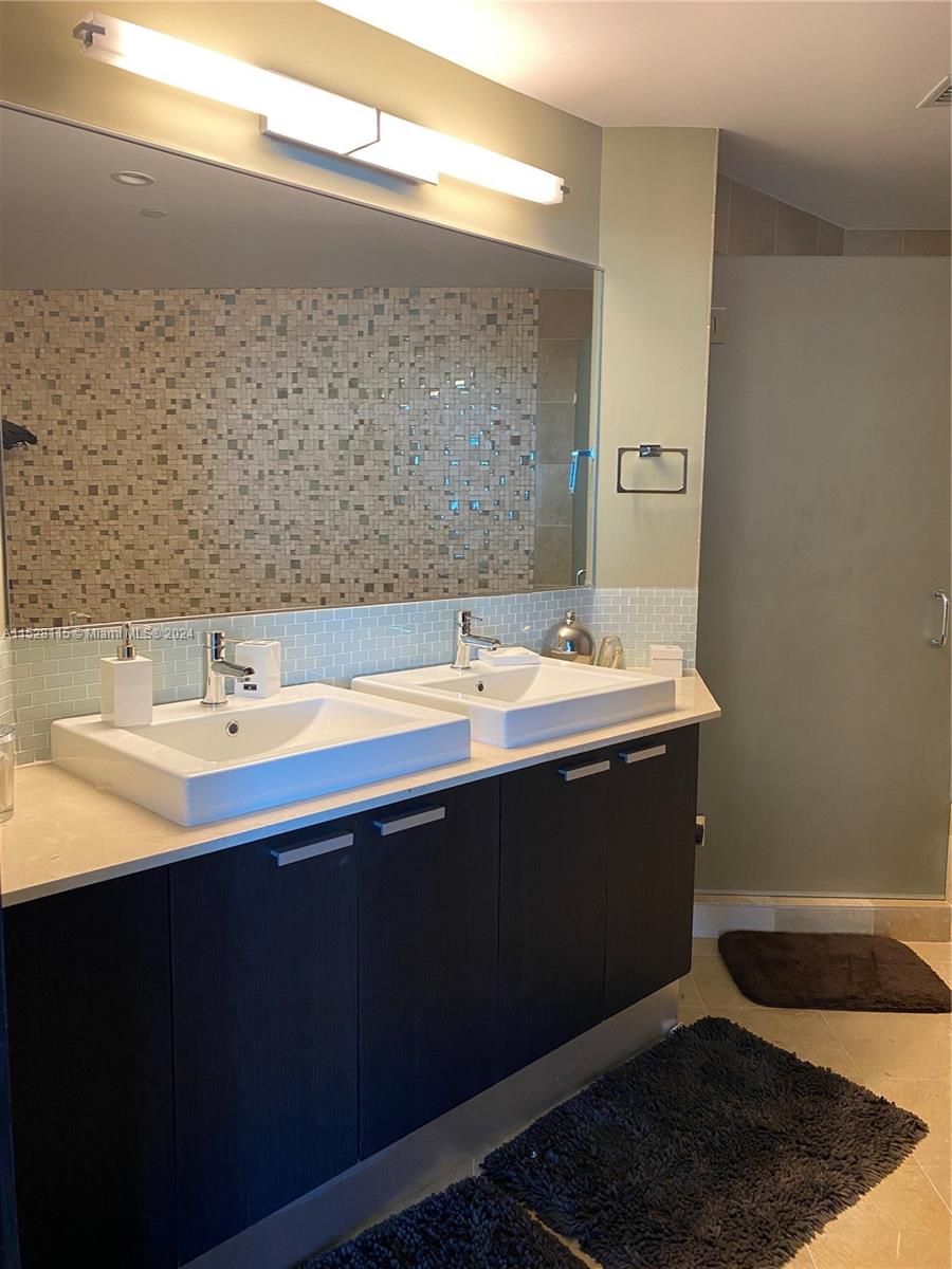 3131 NE 188th St 2-608, Aventura, Florida 33180, 3 Bedrooms Bedrooms, ,2 BathroomsBathrooms,Residential,For Sale,3131 NE 188th St 2-608,A11528115