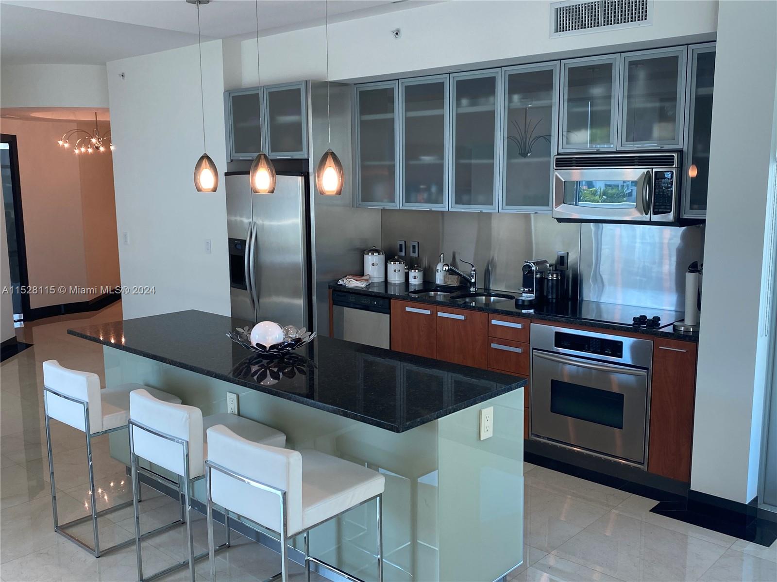 3131 NE 188th St 2-608, Aventura, Florida 33180, 3 Bedrooms Bedrooms, ,2 BathroomsBathrooms,Residential,For Sale,3131 NE 188th St 2-608,A11528115