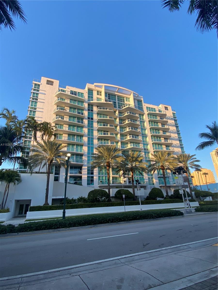 3131 NE 188th St 2-608, Aventura, Florida 33180, 3 Bedrooms Bedrooms, ,2 BathroomsBathrooms,Residential,For Sale,3131 NE 188th St 2-608,A11528115