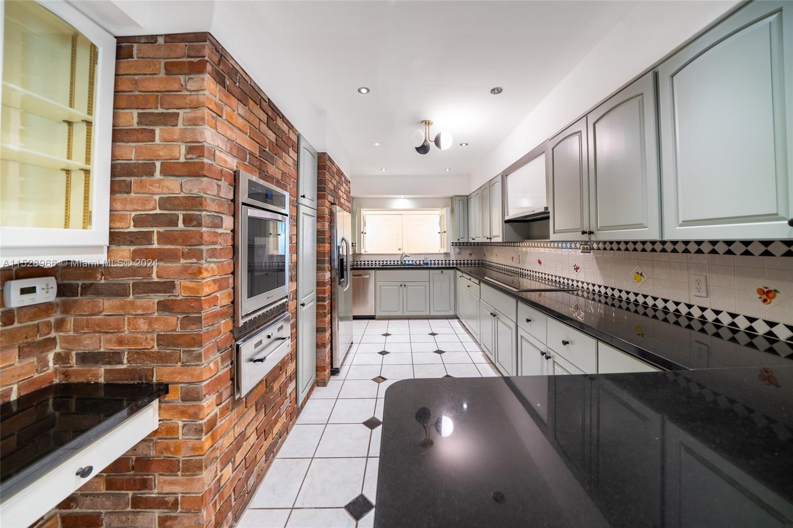 1310 Jackson St 1310, Hollywood, Florida 33019, 3 Bedrooms Bedrooms, ,3 BathroomsBathrooms,Residentiallease,For Rent,1310 Jackson St 1310,A11528966