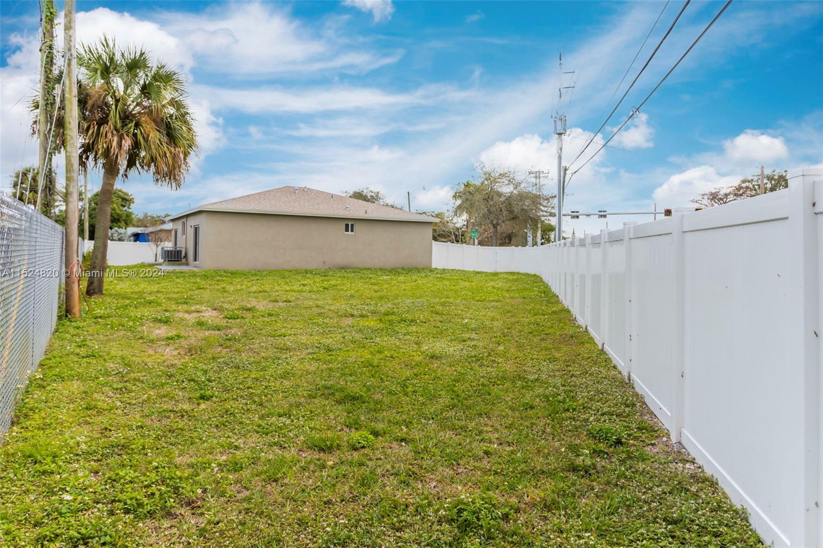 830 27th Ave, Fort Lauderdale, FL, 33311 United States, 3 Bedrooms Bedrooms, ,2 BathroomsBathrooms,Residential,For Sale,27th Ave,A11524820