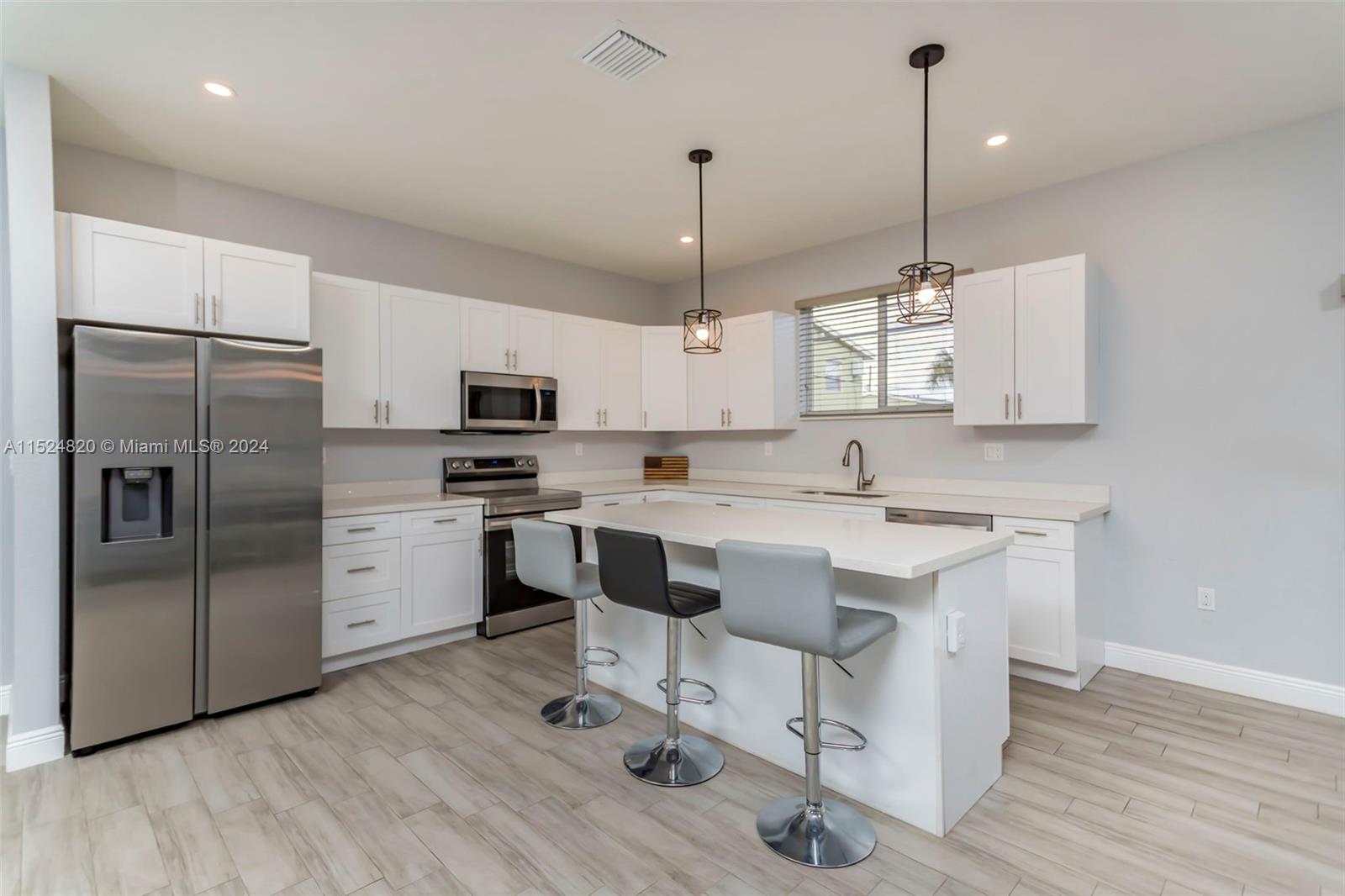 830 27th Ave, Fort Lauderdale, FL, 33311 United States, 3 Bedrooms Bedrooms, ,2 BathroomsBathrooms,Residential,For Sale,27th Ave,A11524820