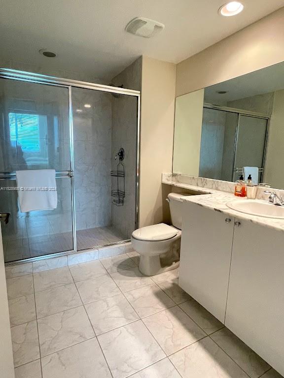 2775 NE 187th St 517, Aventura, Florida 33180, 2 Bedrooms Bedrooms, ,2 BathroomsBathrooms,Residentiallease,For Rent,2775 NE 187th St 517,A11528985