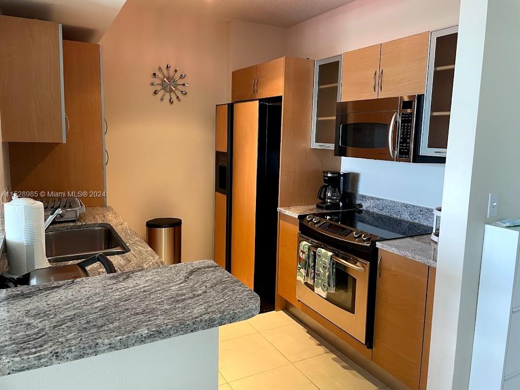 2775 NE 187th St 517, Aventura, Florida 33180, 2 Bedrooms Bedrooms, ,2 BathroomsBathrooms,Residentiallease,For Rent,2775 NE 187th St 517,A11528985